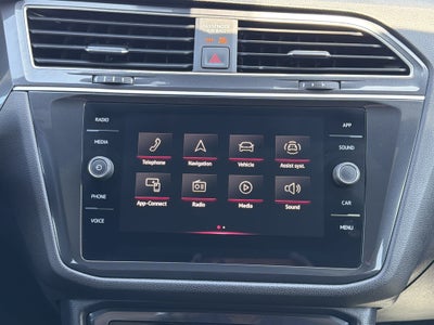 2024 Volkswagen Tiguan 2.0T SE R-Line Black 4MOTION