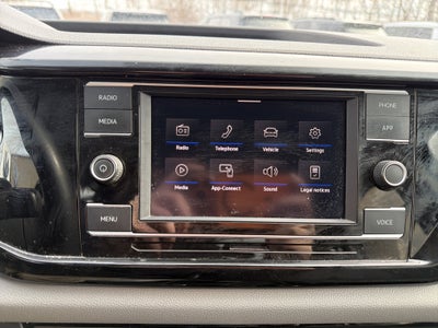 2024 Volkswagen Taos S