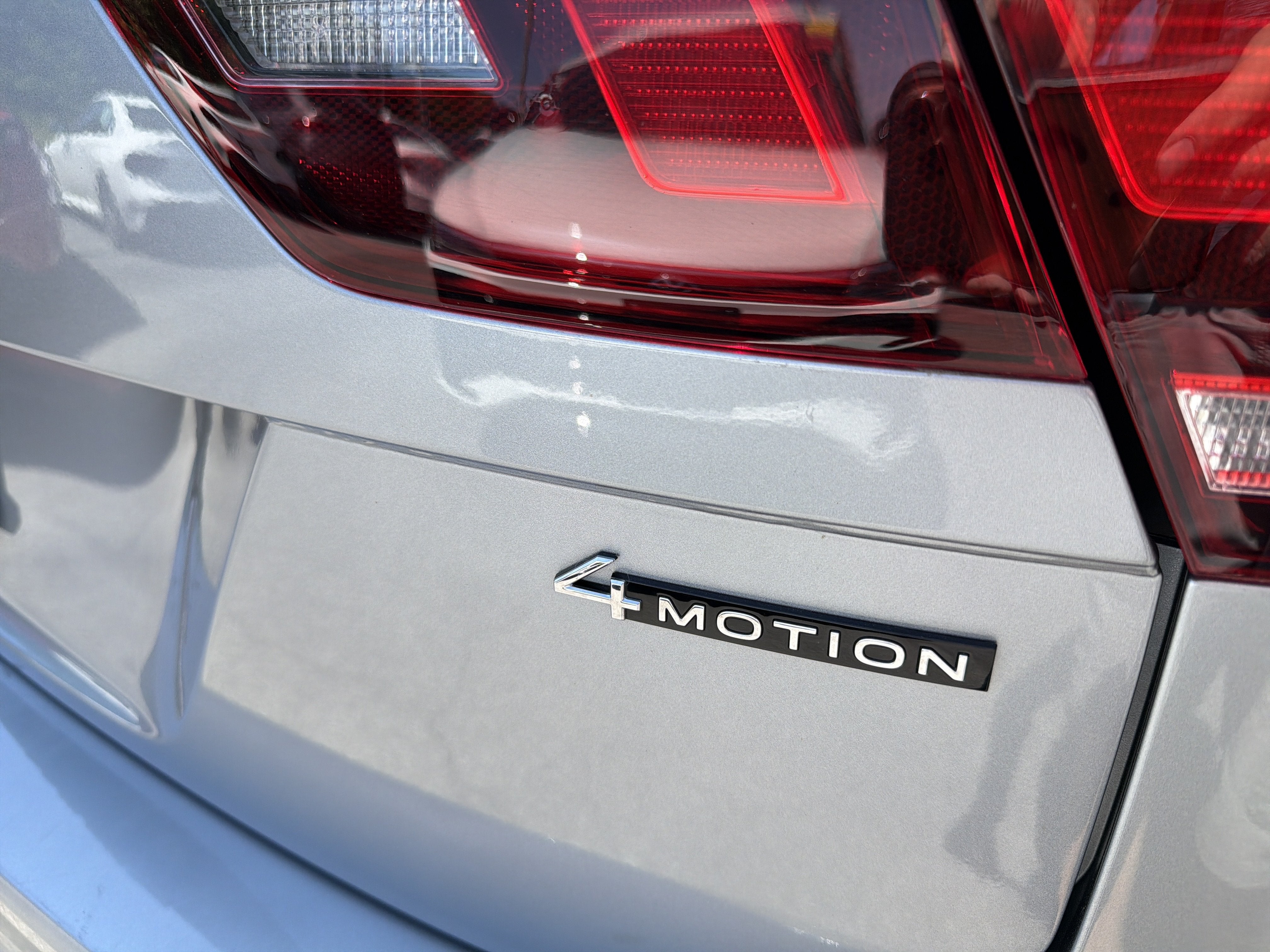 2024 Volkswagen Tiguan 2.0T S 4MOTION