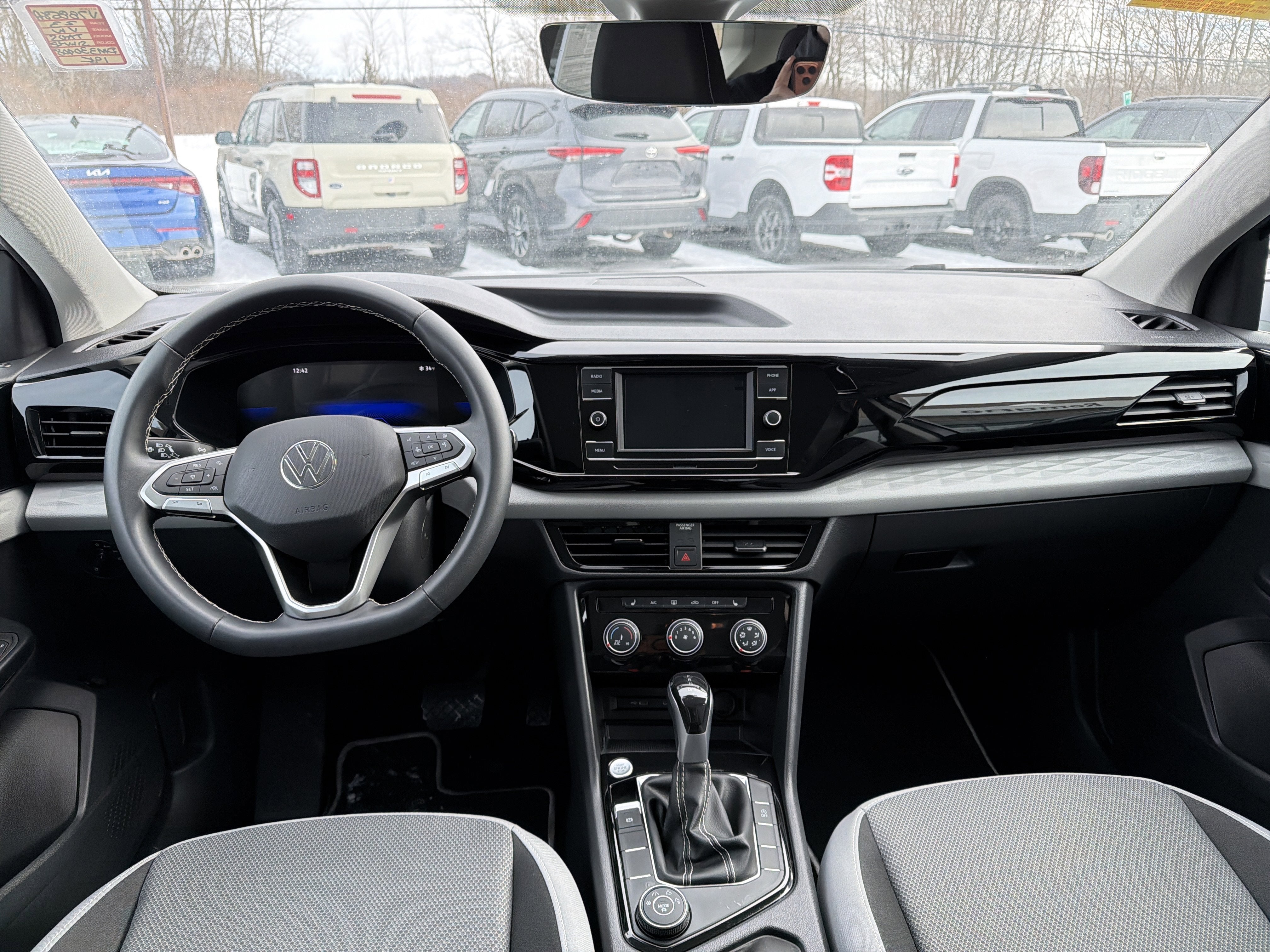 2023 Volkswagen Taos S