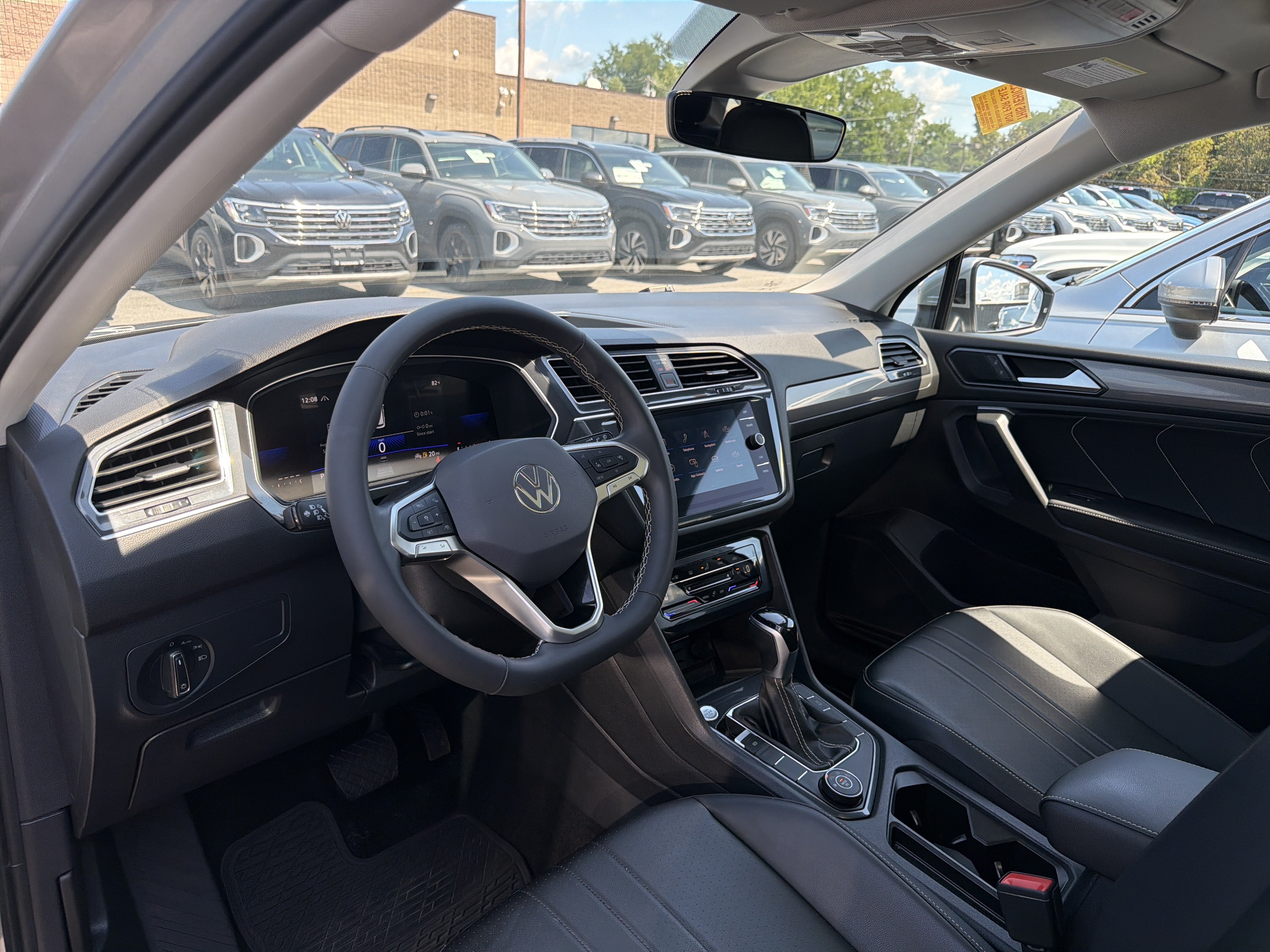 2024 Volkswagen Tiguan SE