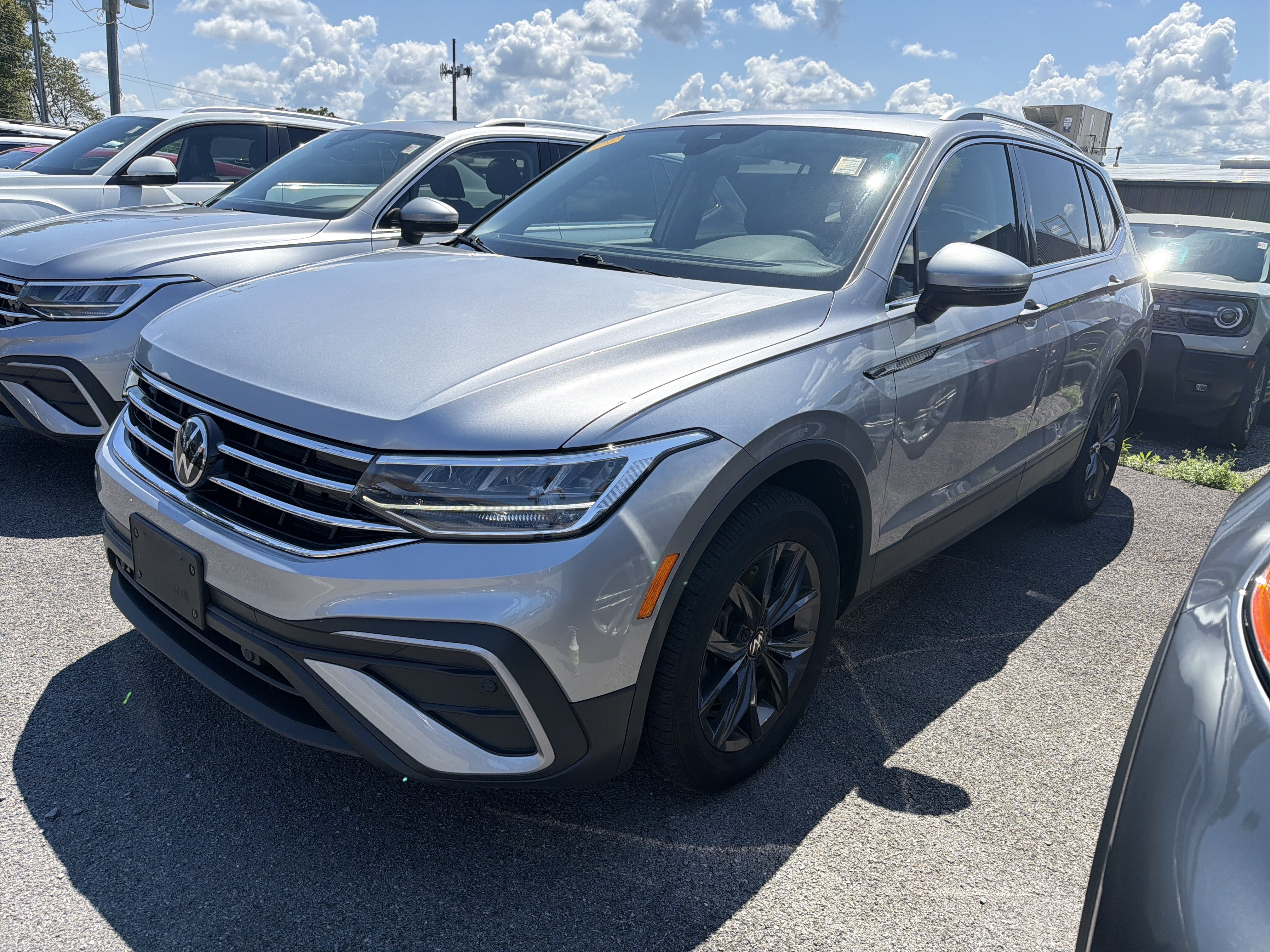 2024 Volkswagen Tiguan SE