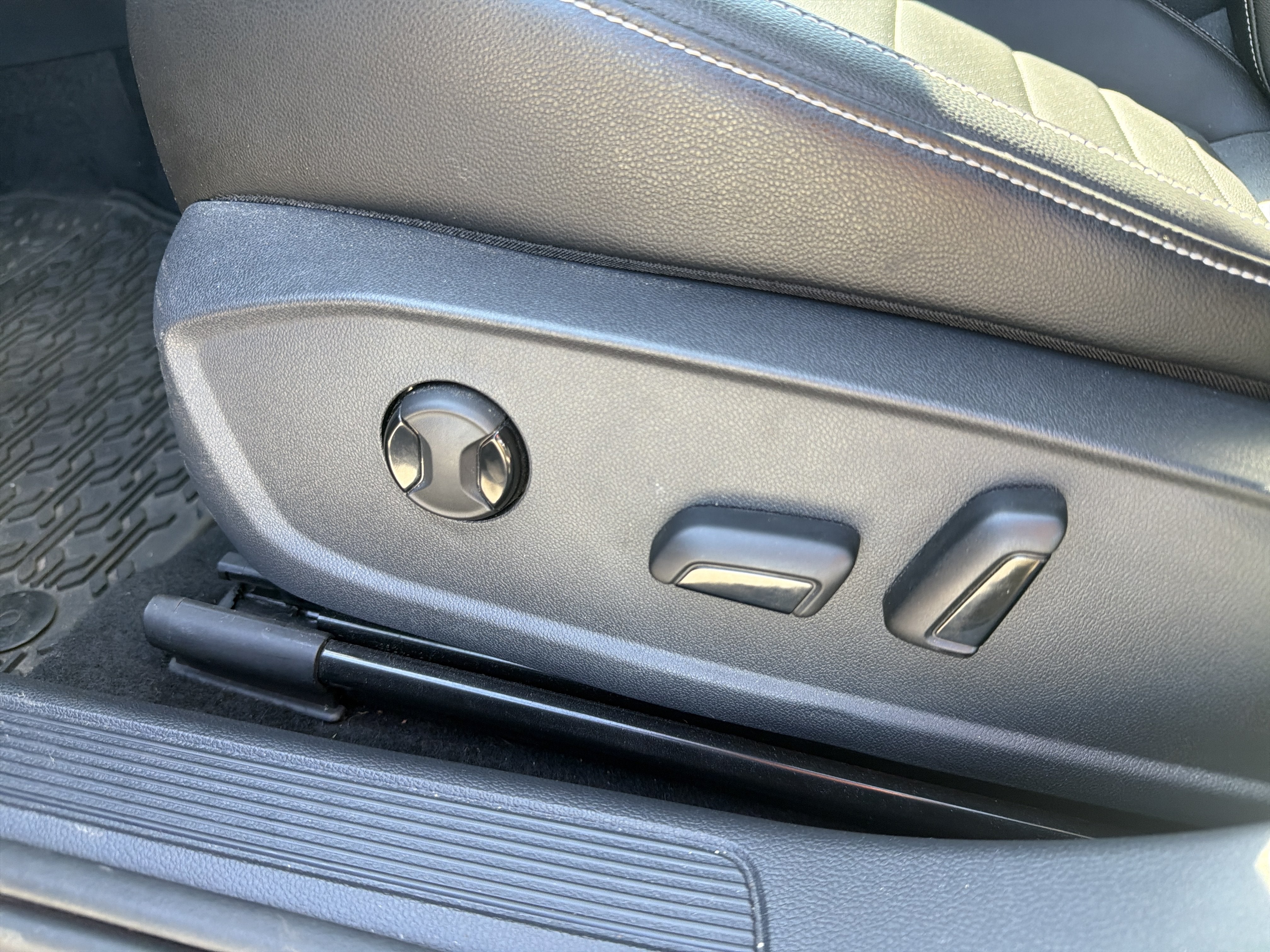 2023 Volkswagen Jetta SE