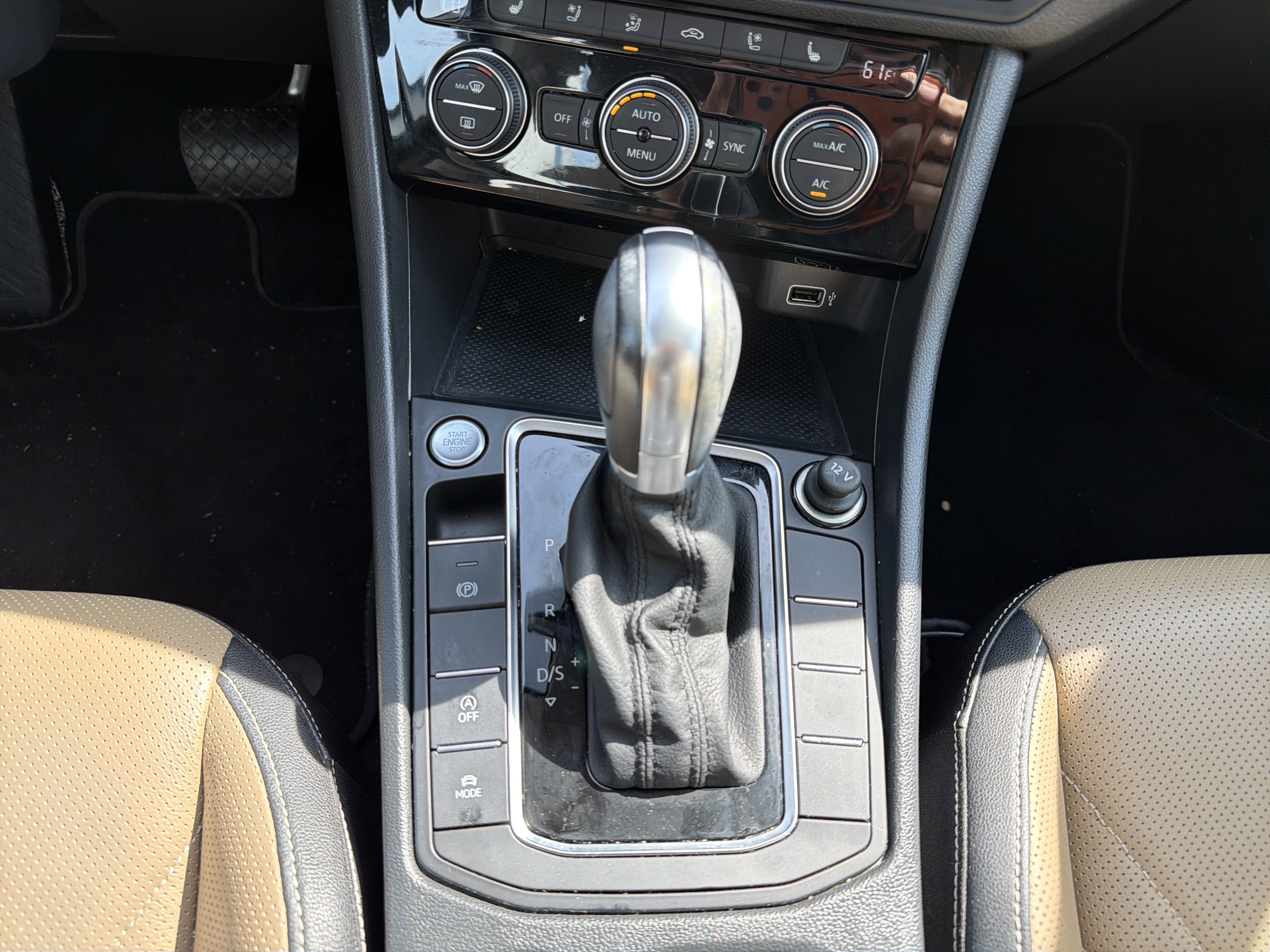 2019 Volkswagen Jetta SEL Premium