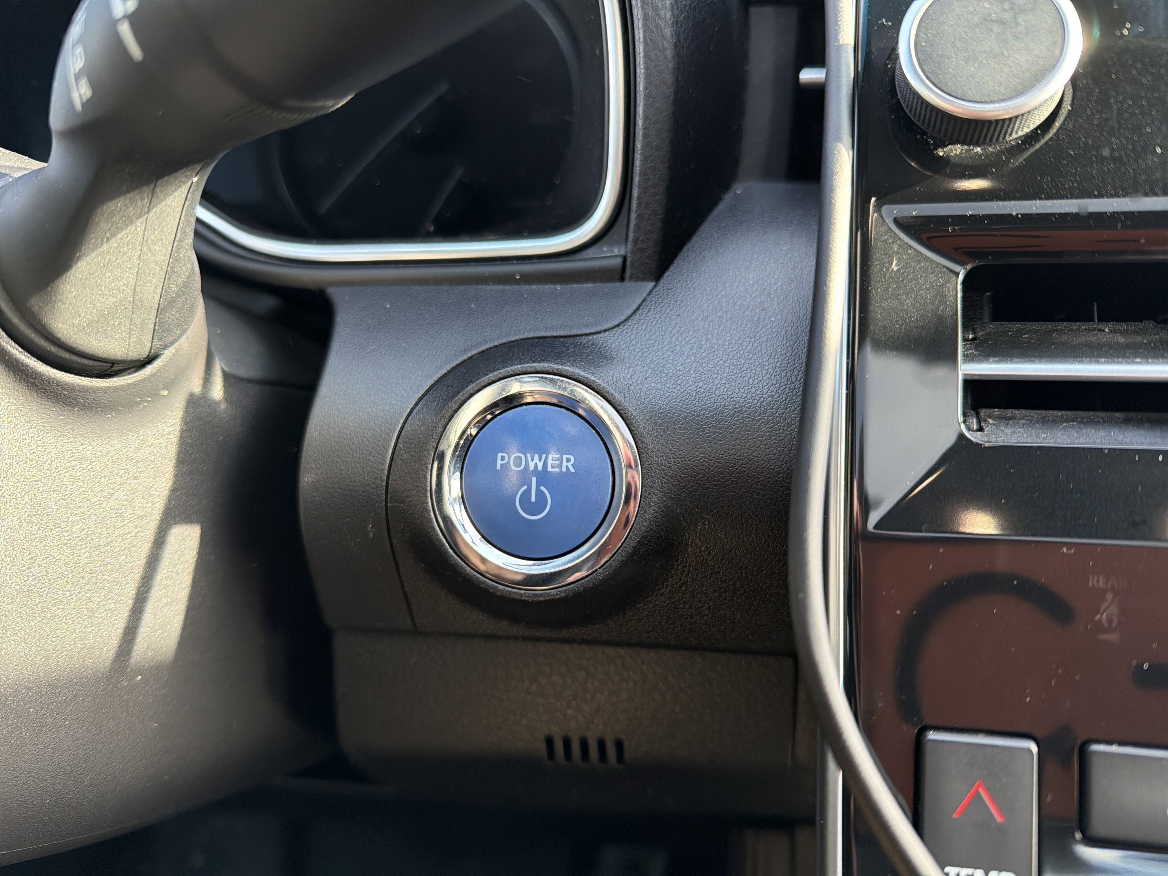 2019 Toyota Avalon XSE Hybrid