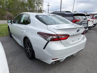 2023 Toyota Camry Hybrid SE