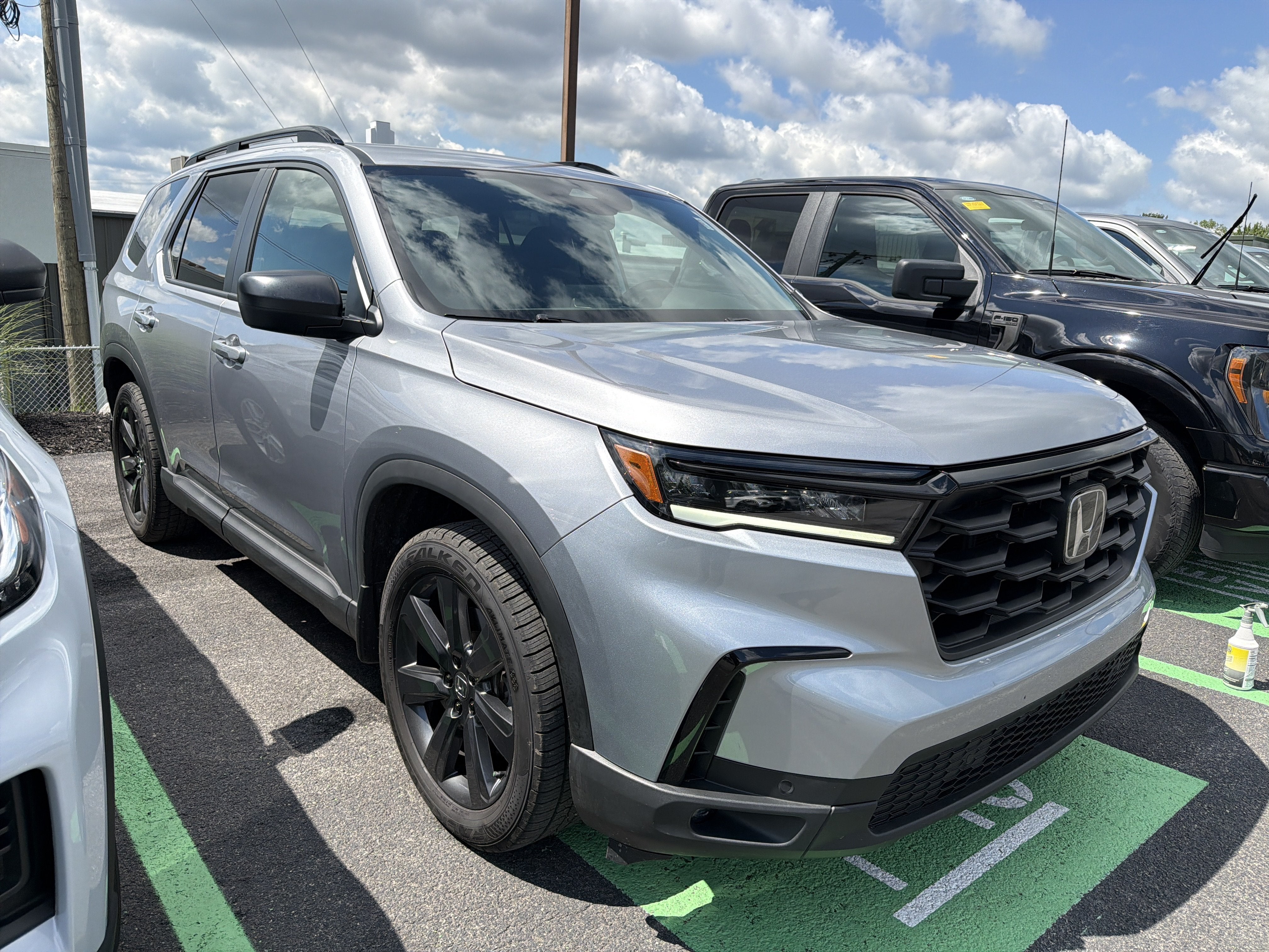 2025 Honda Pilot Sport