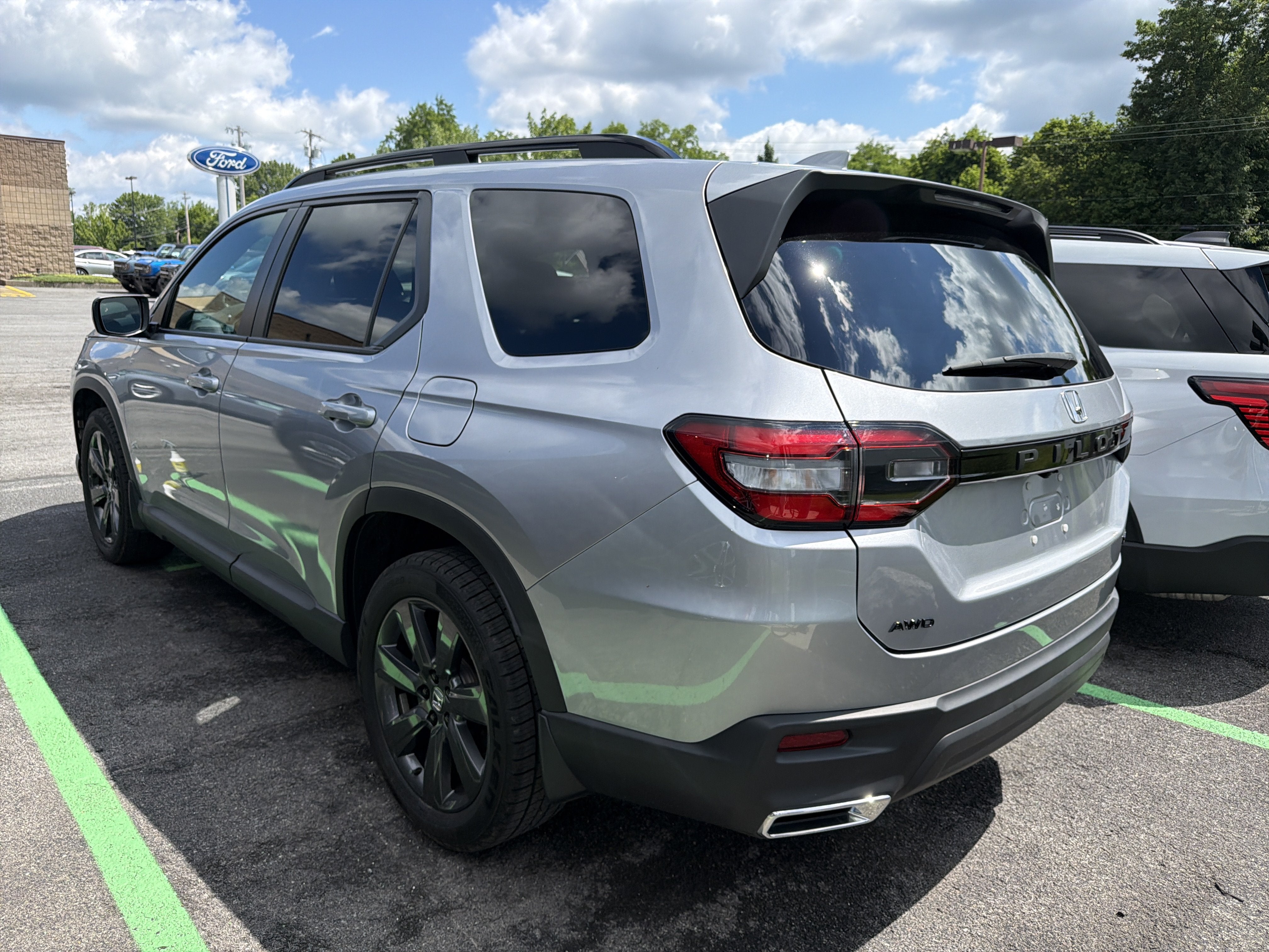 2025 Honda Pilot Sport