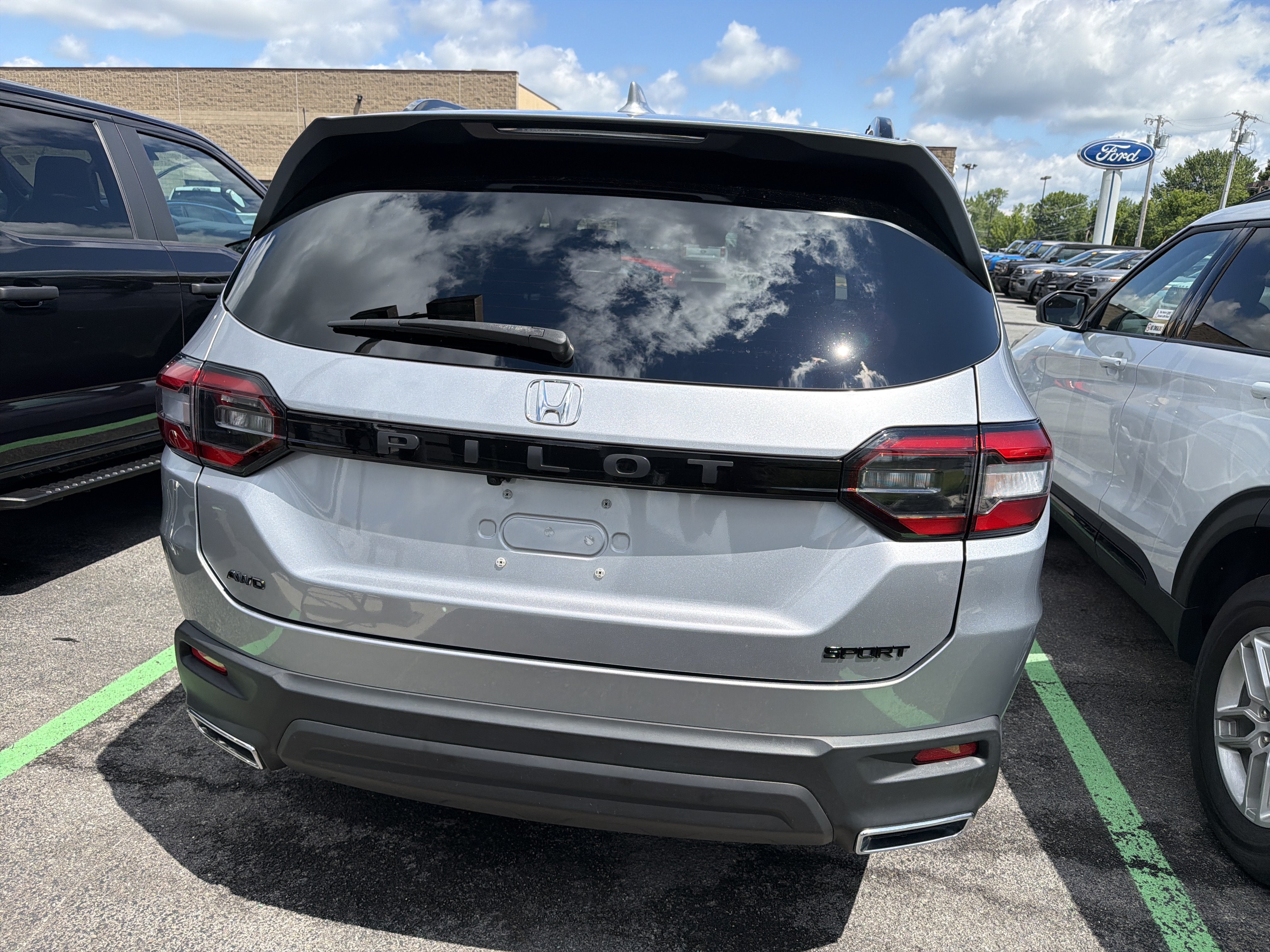 2025 Honda Pilot Sport