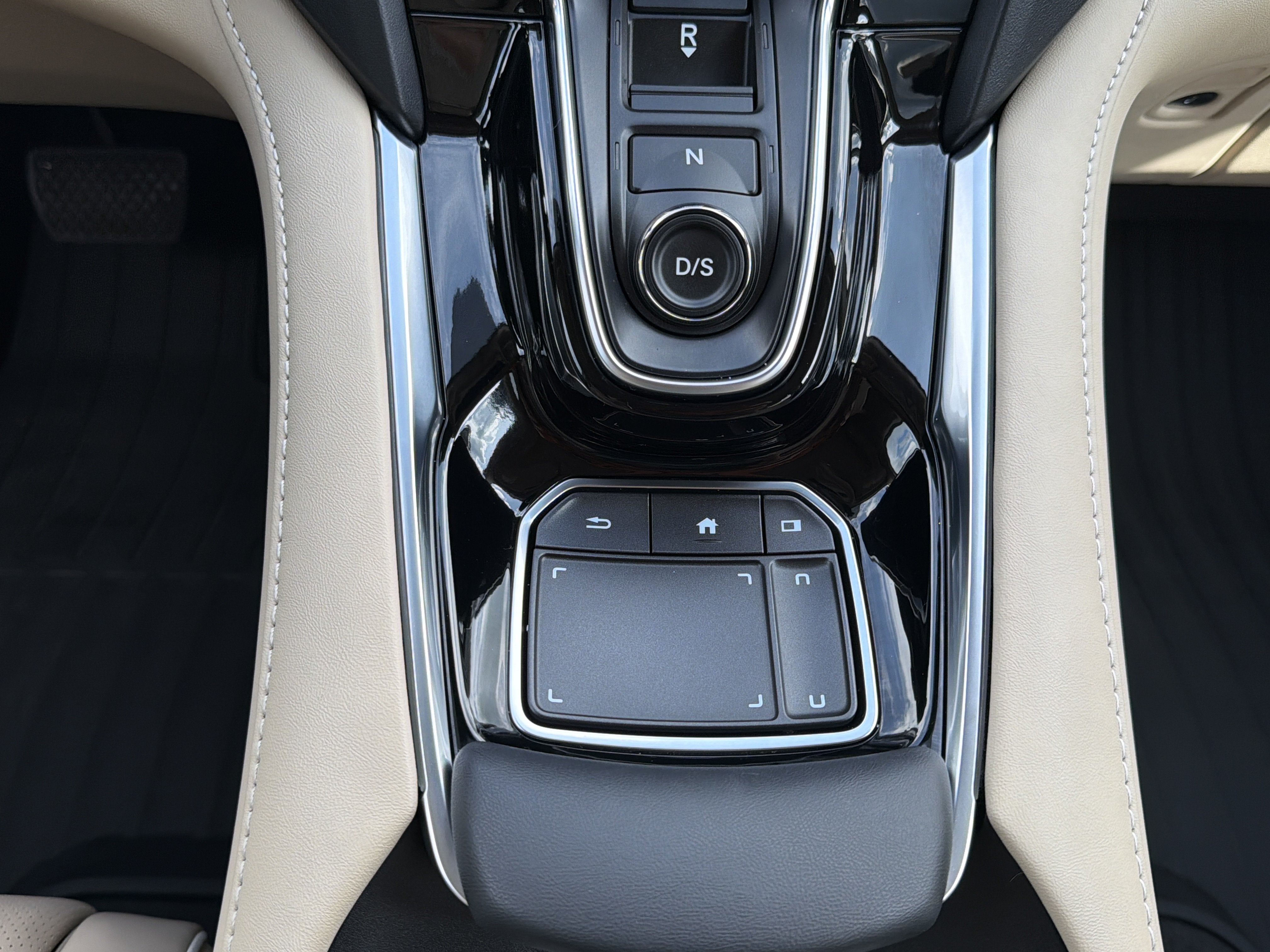 2024 Acura RDX w/Advance Package