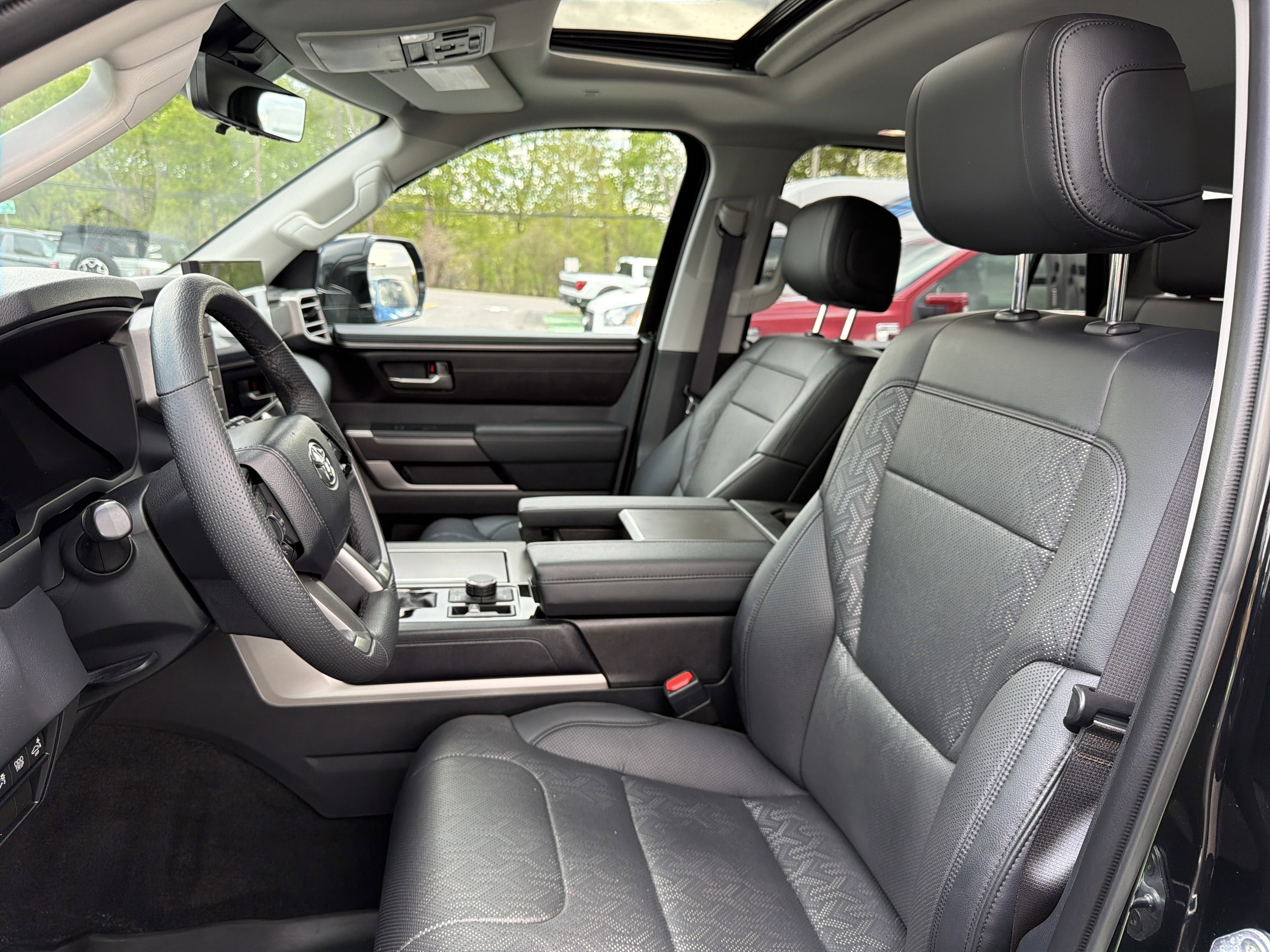 2023 Toyota Sequoia SR5