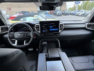 2023 Toyota Sequoia SR5