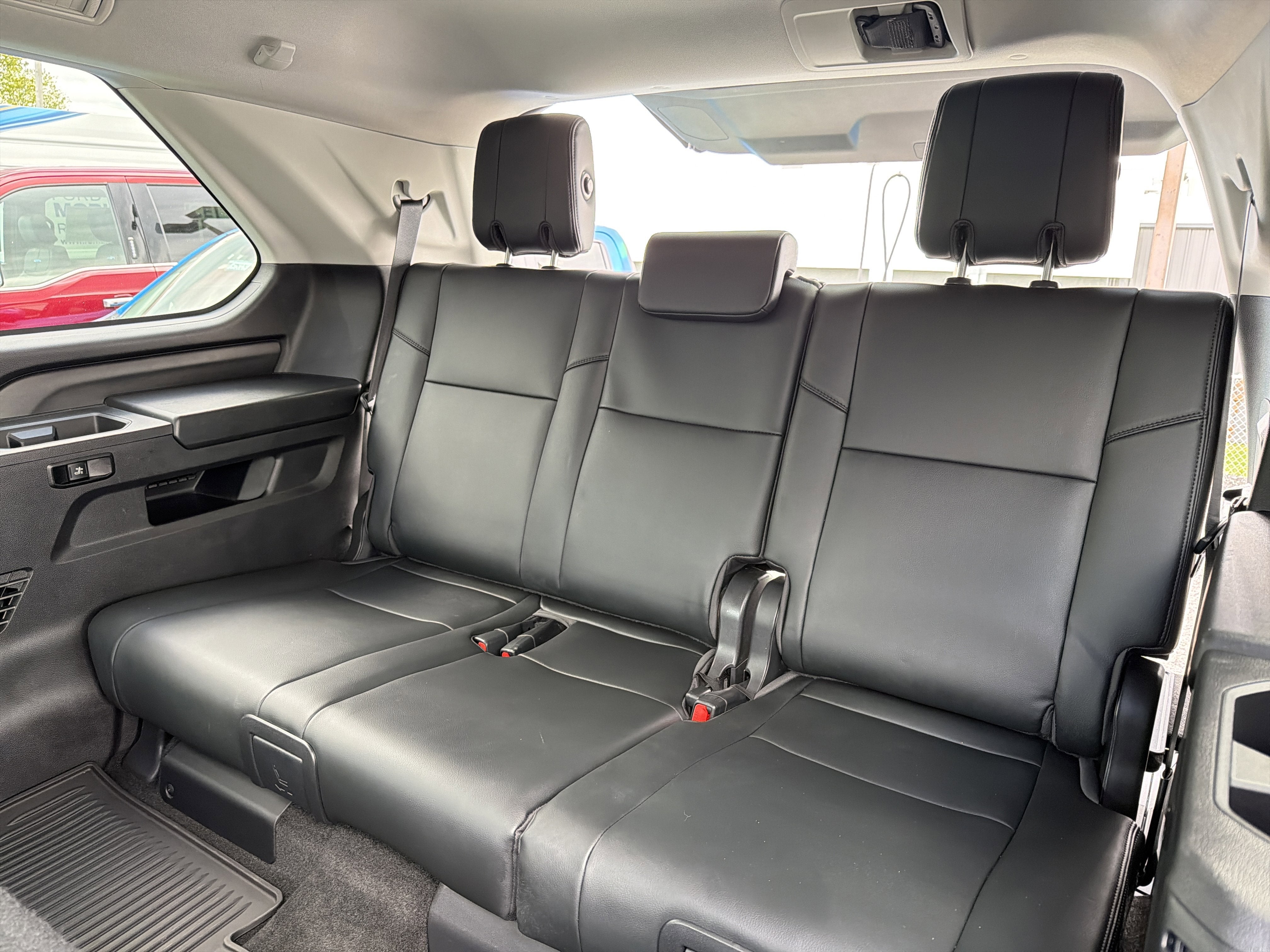 2023 Toyota Sequoia SR5