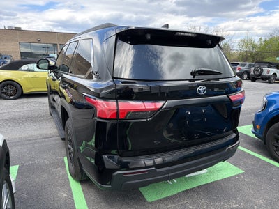 2023 Toyota Sequoia SR5