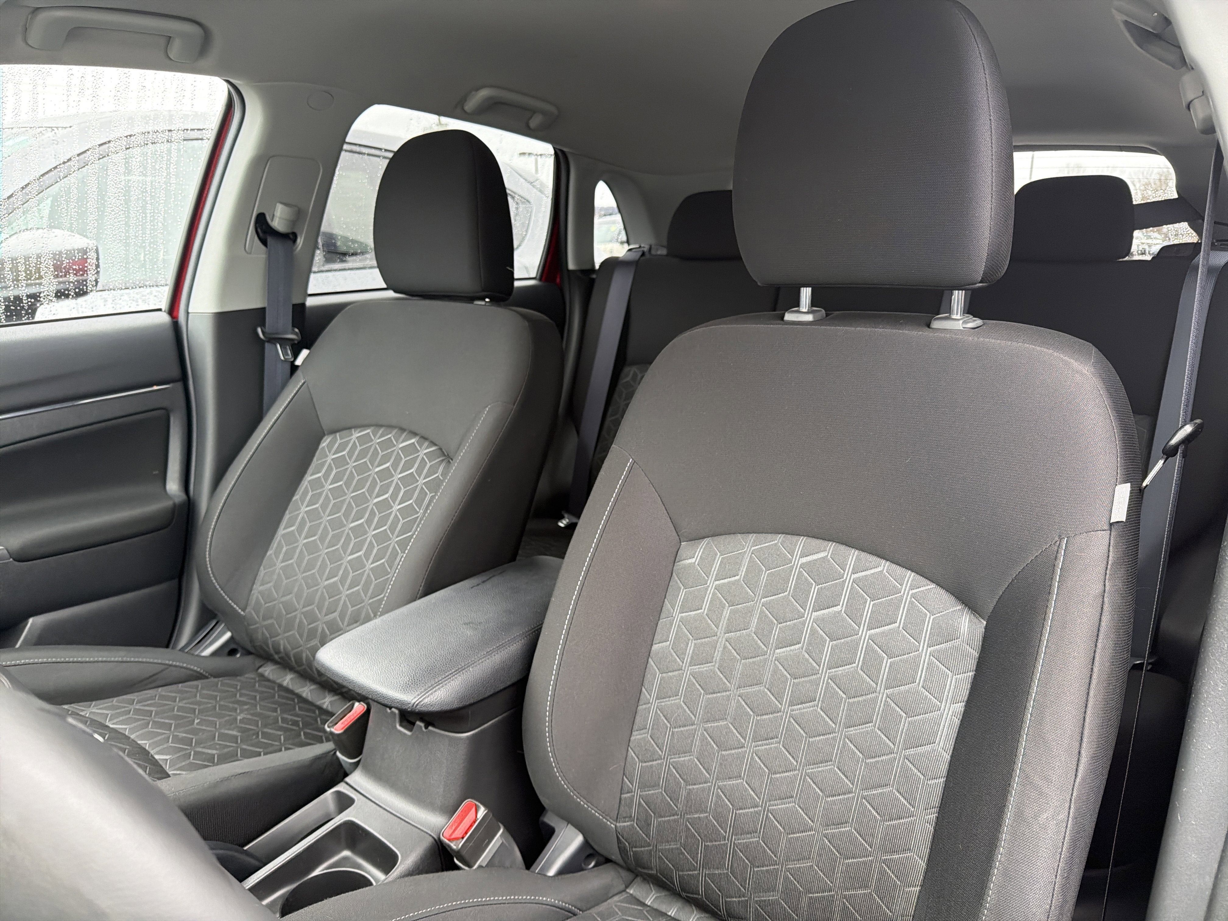 2020 Mitsubishi Outlander Sport SE 2.0