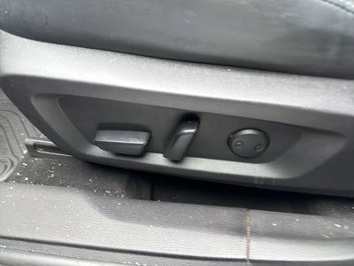 2023 Mitsubishi Outlander SE Black Edition