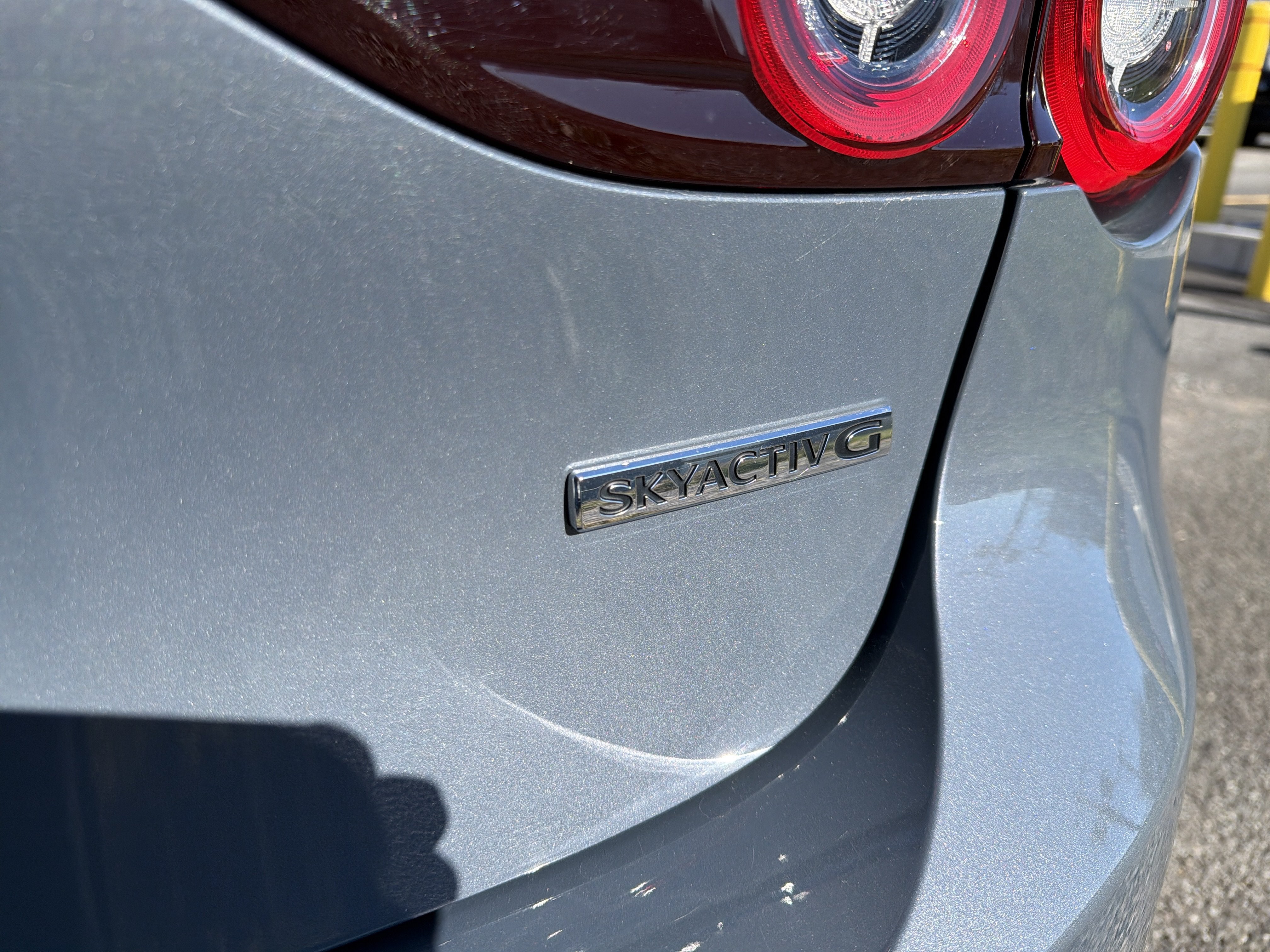 2022 Mazda Mazda3 Hatchback Carbon Edition