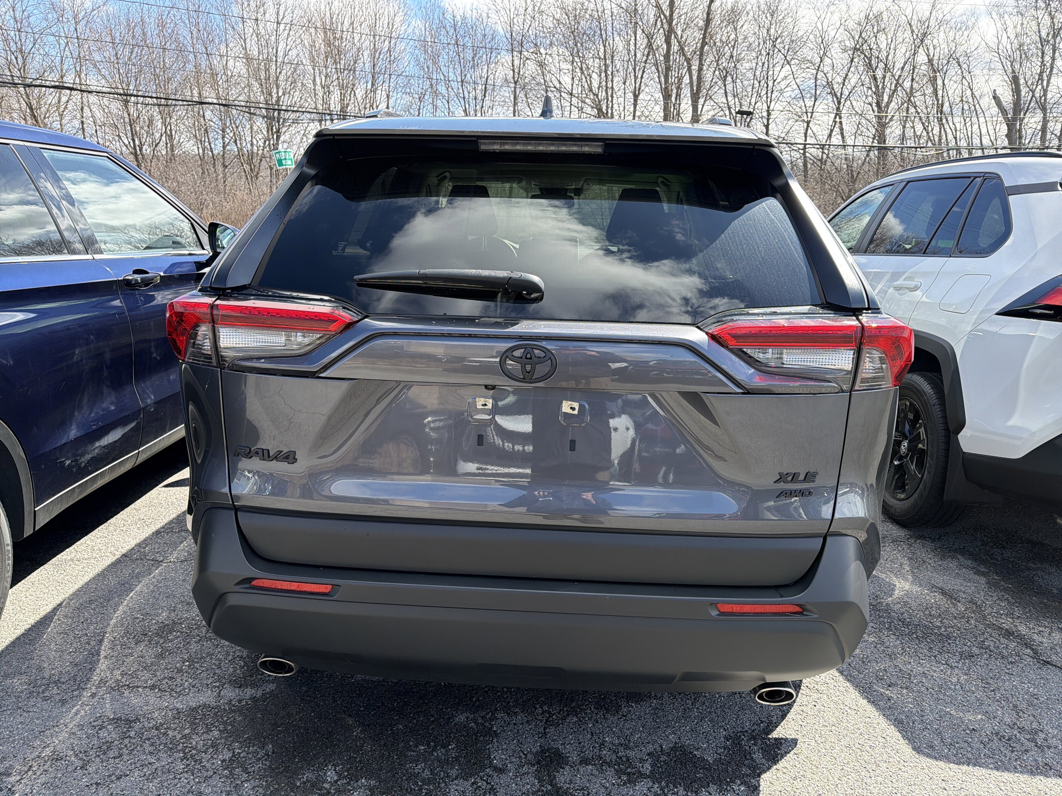 2020 Toyota RAV4 XLE