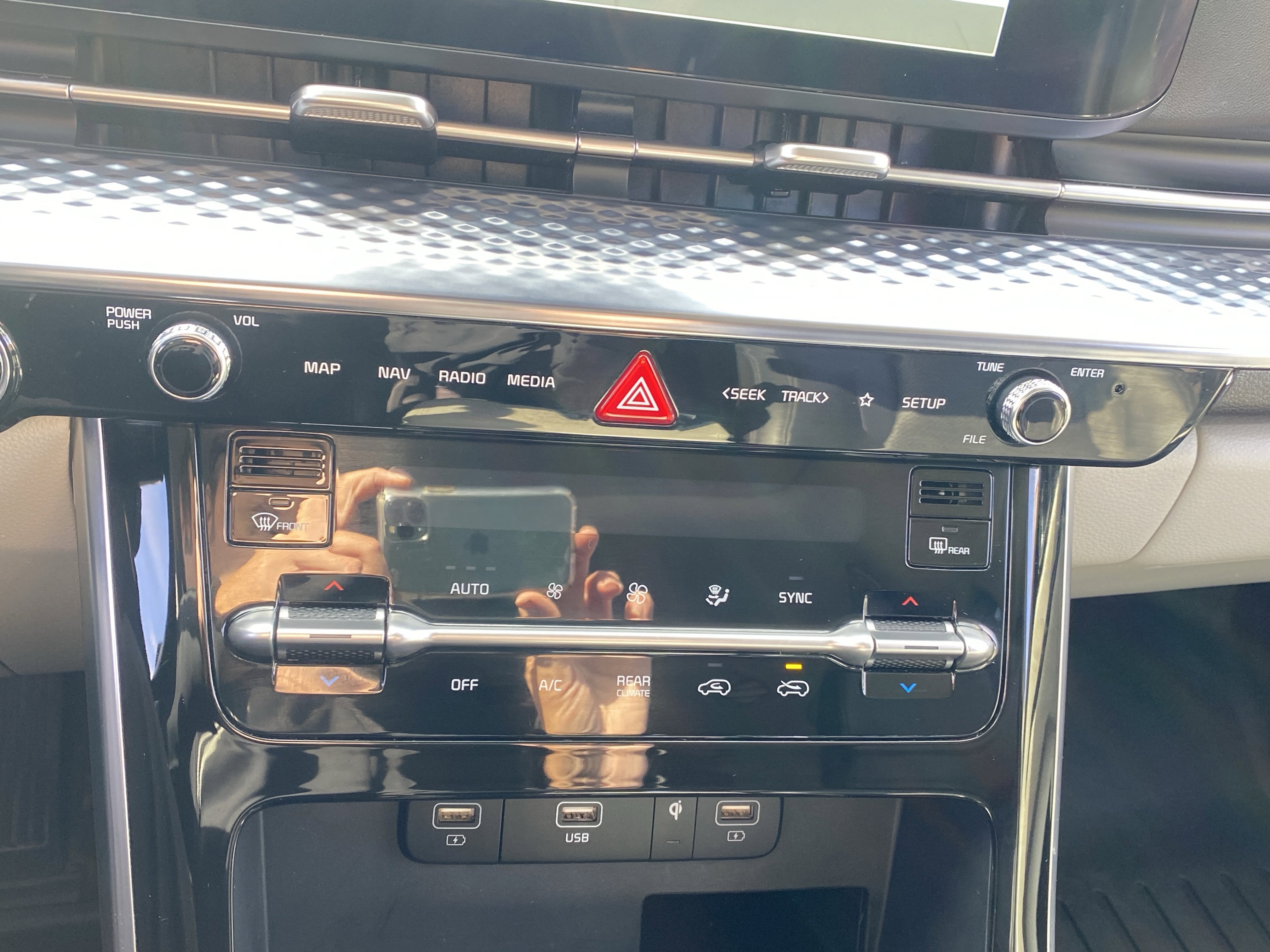 2024 Kia Carnival SX Prestige