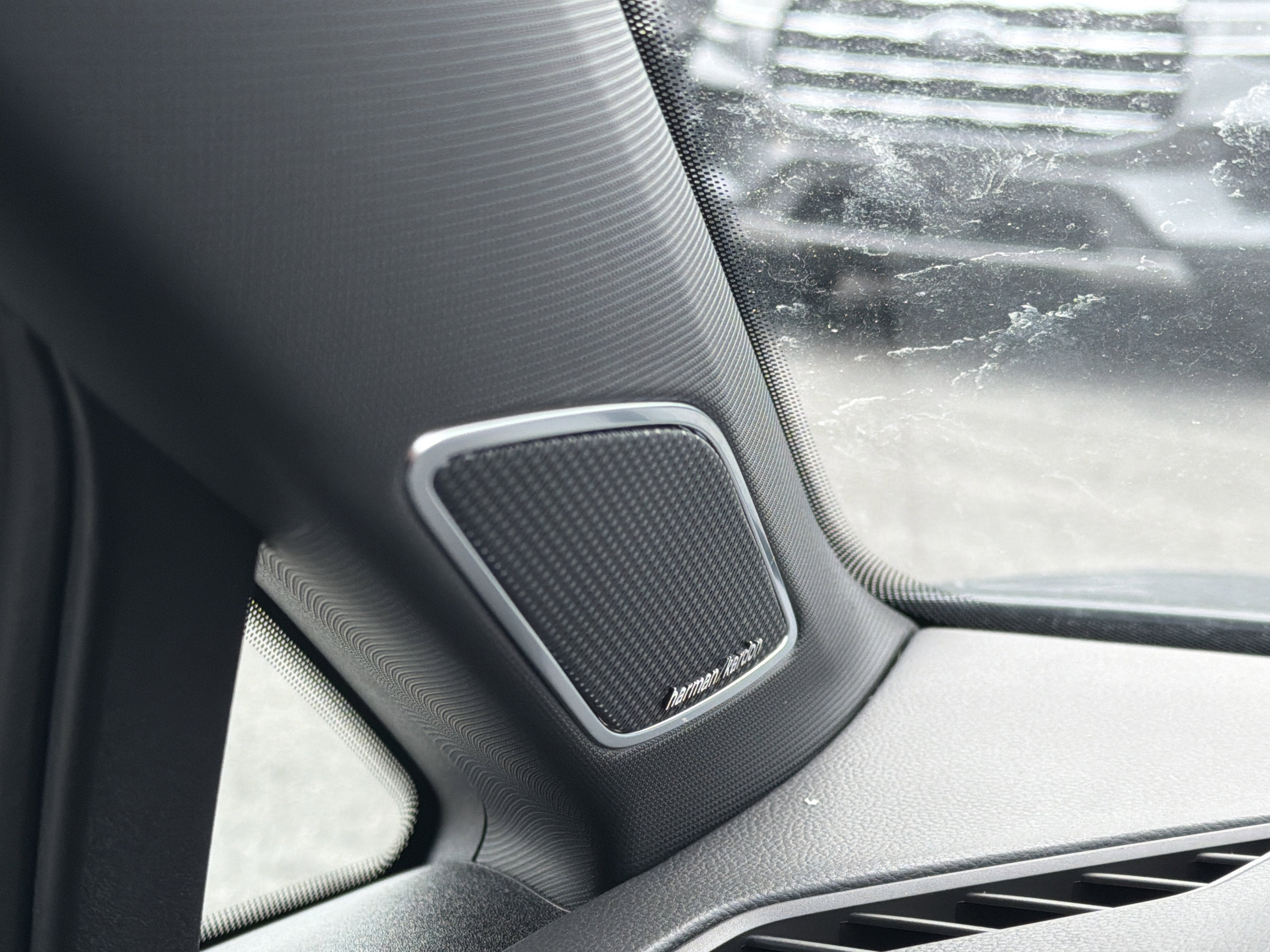 2023 Volkswagen Golf GTI SE