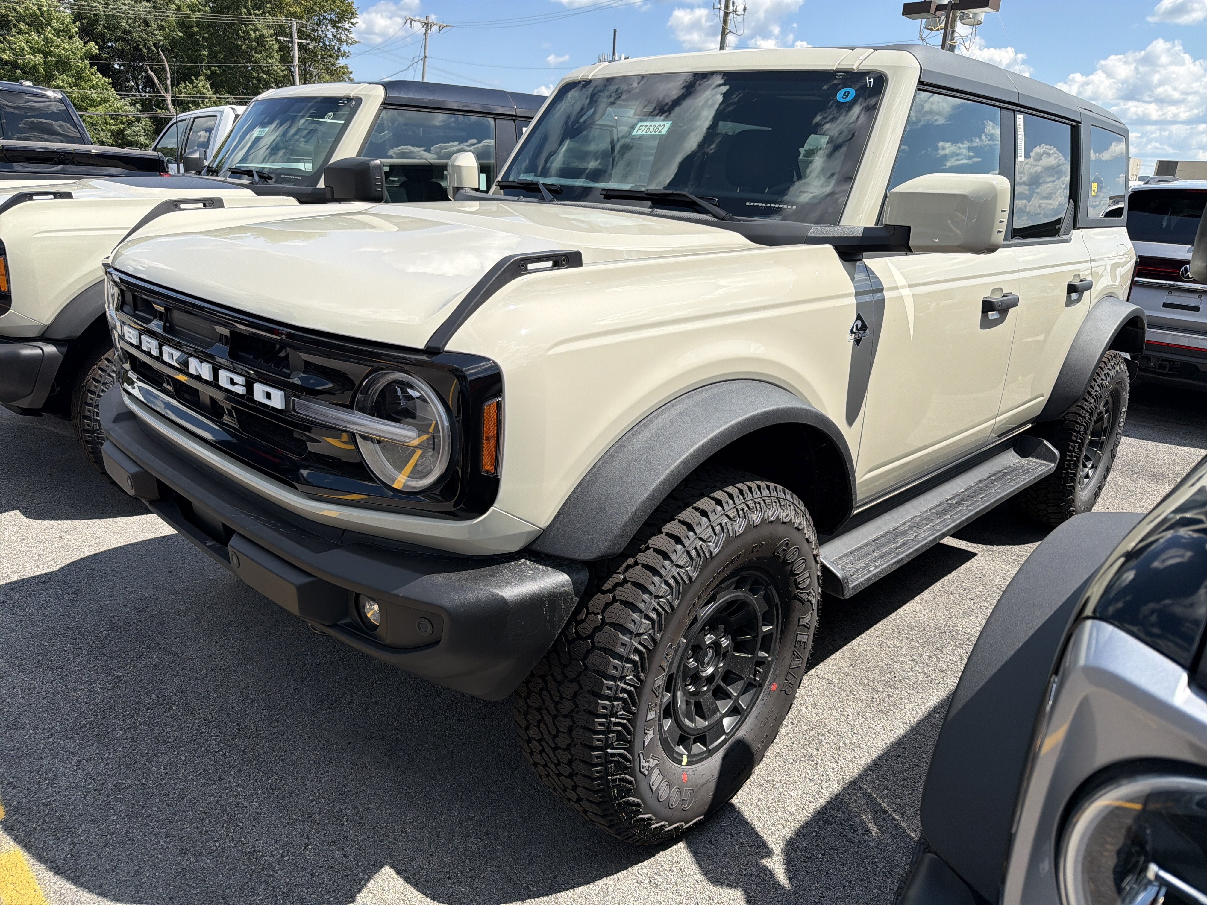 2026 Ford Bronco Outer Banks®