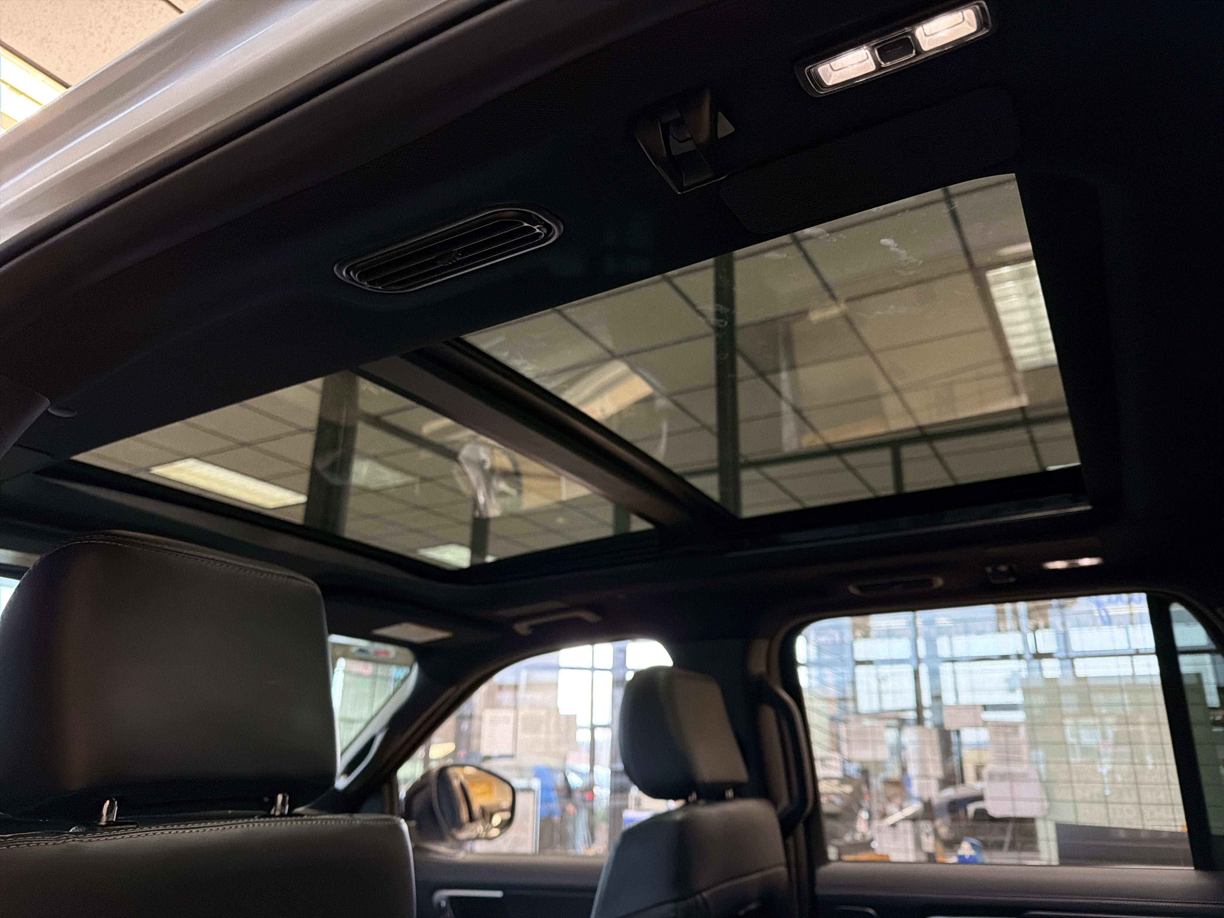 2025 Ford Expedition Platinum® MAX