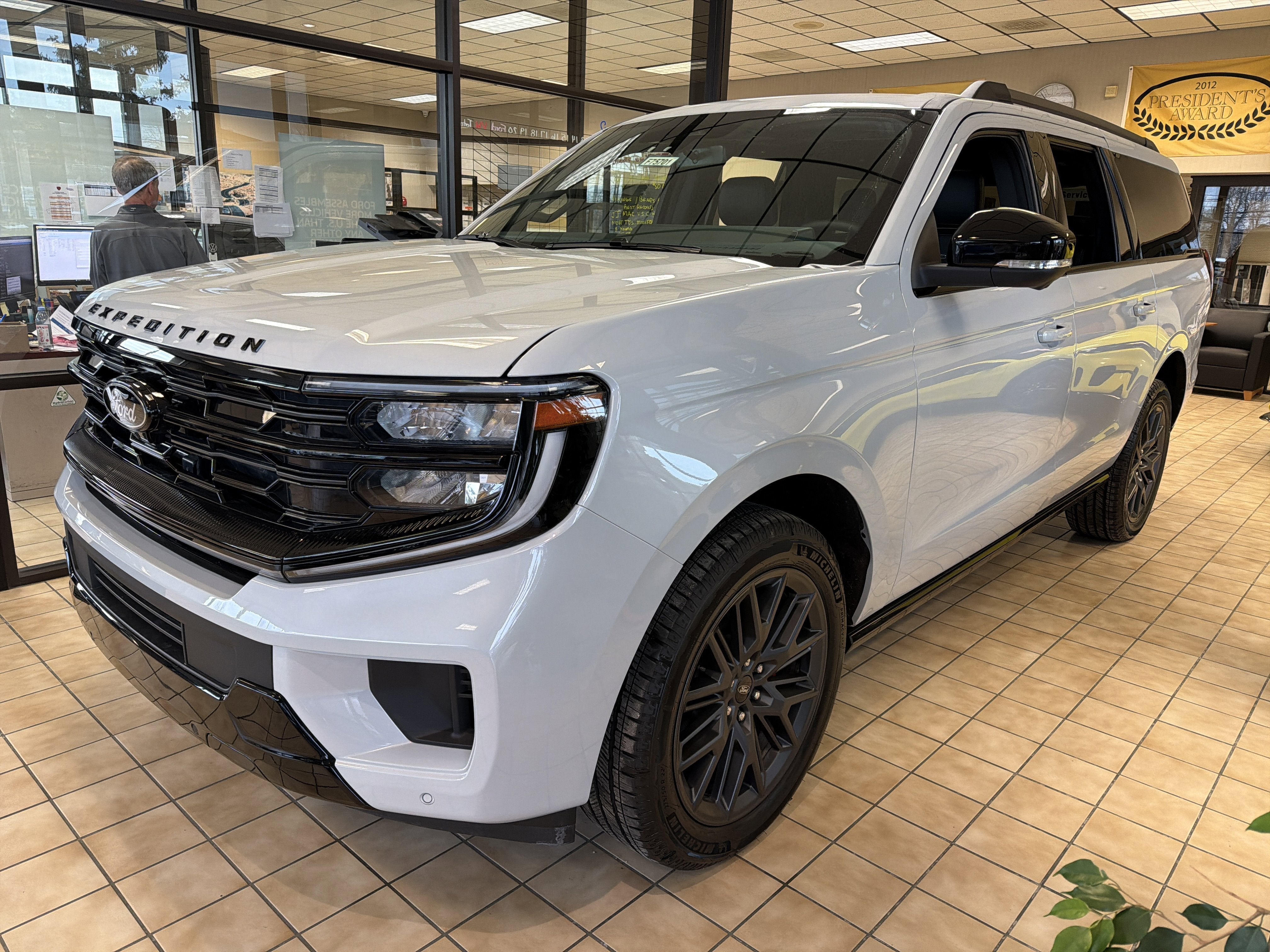 2025 Ford Expedition Platinum® MAX