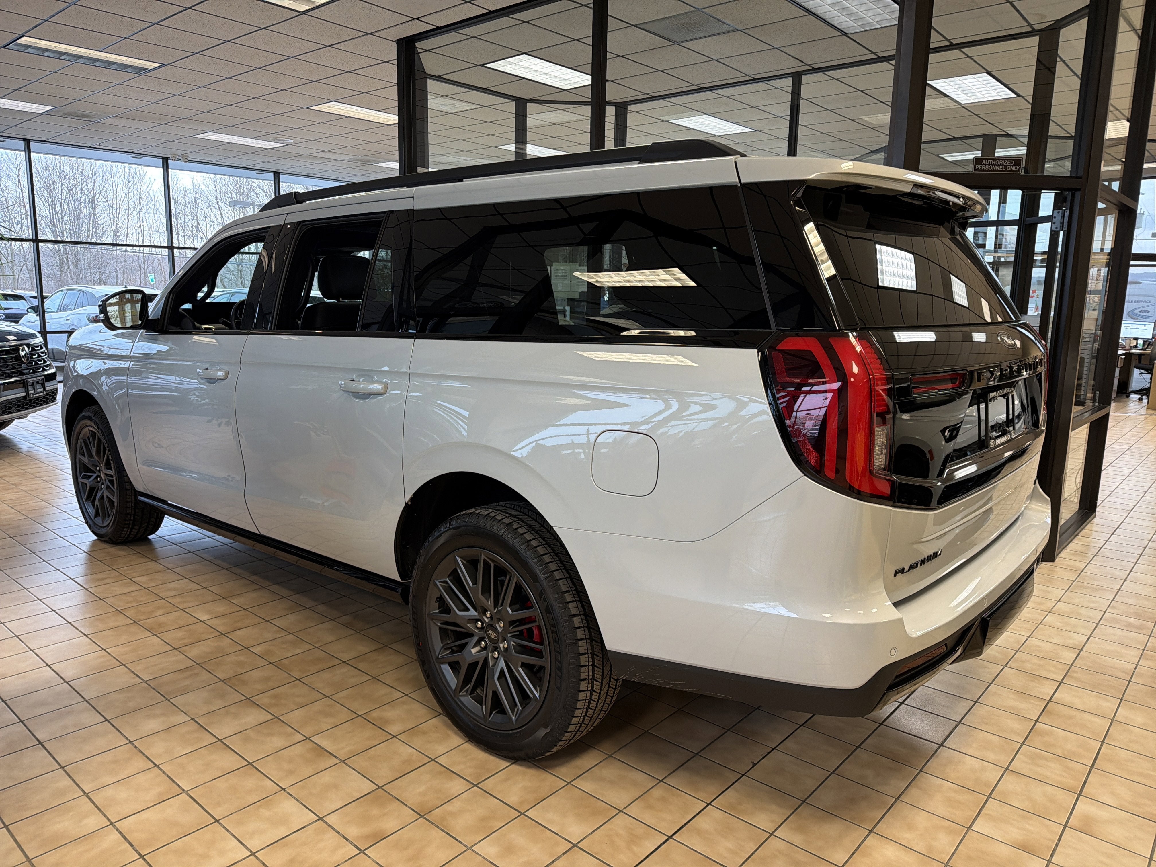 2025 Ford Expedition Platinum® MAX