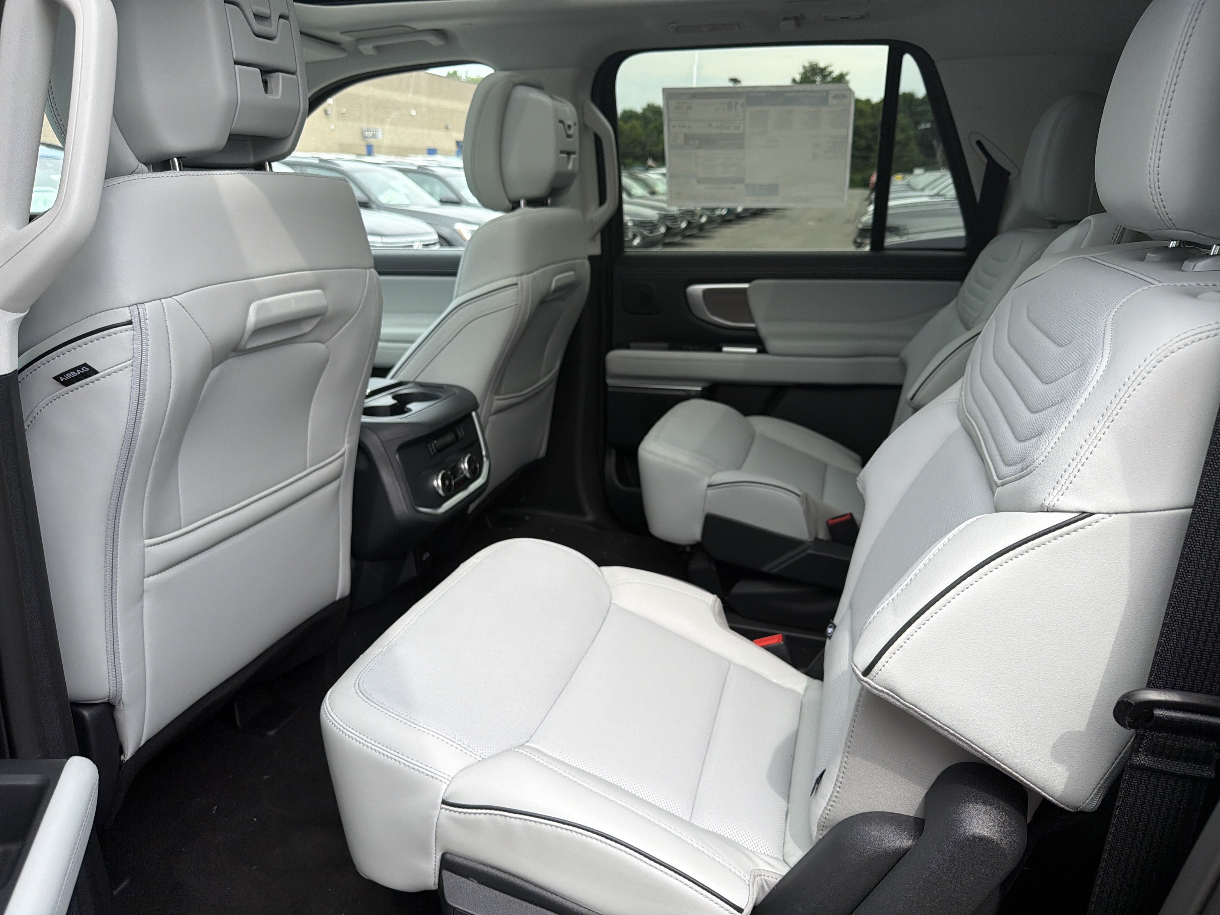 2026 Ford Expedition MAX Platinum®