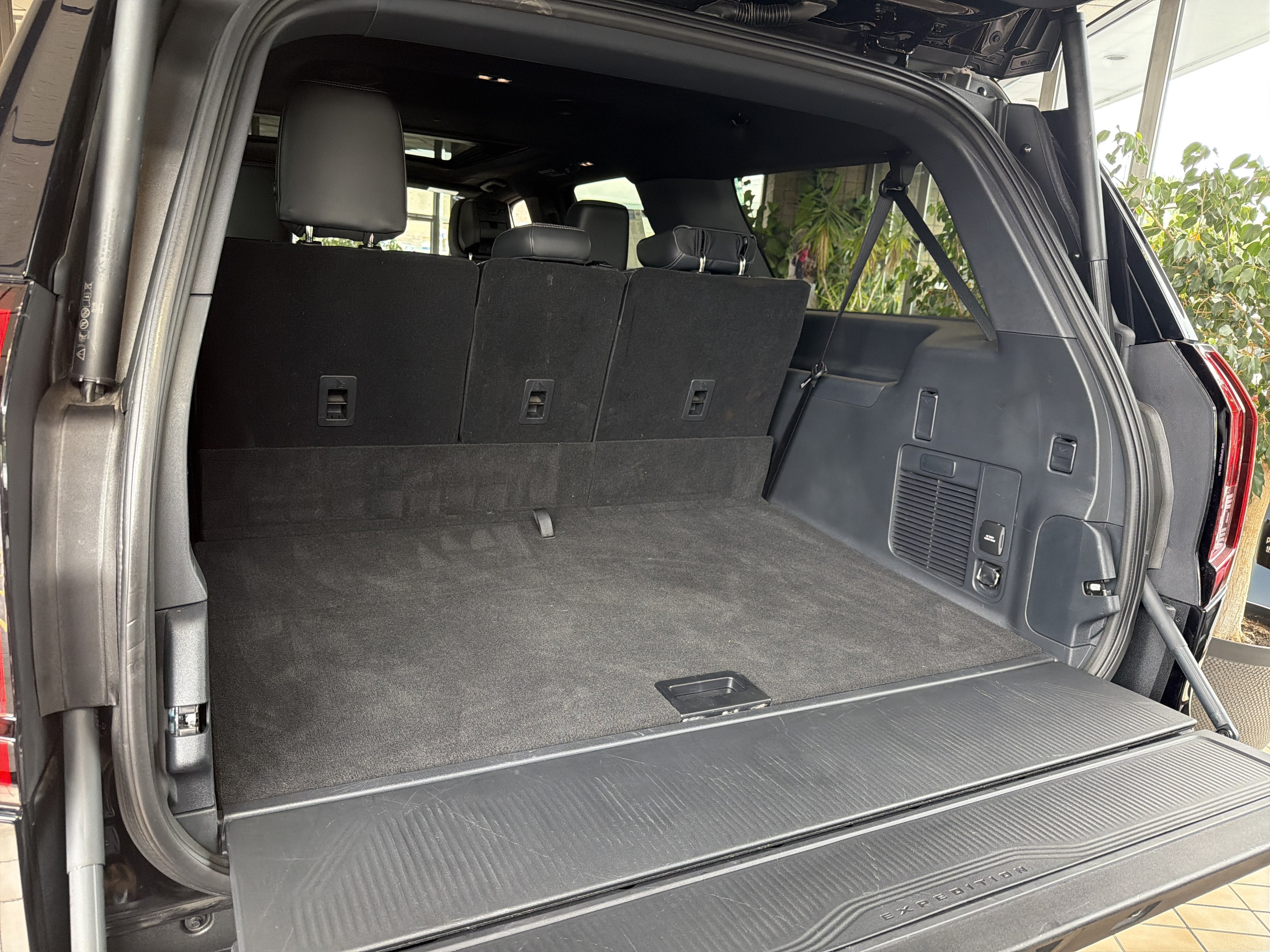 2026 Ford Expedition MAX Platinum®