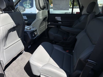 2027 Ford Expedition Active