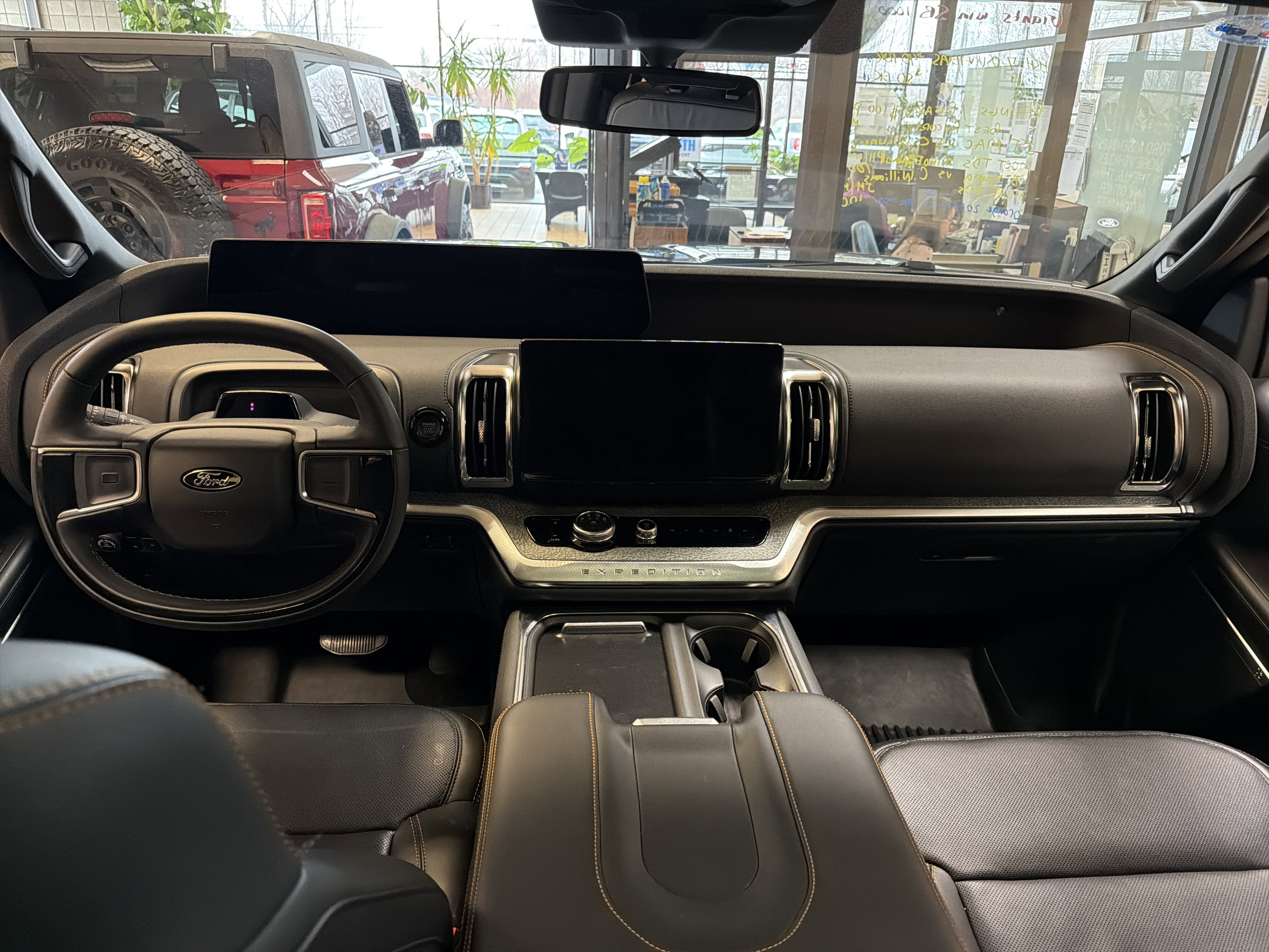 2025 Ford Expedition TREMOR®