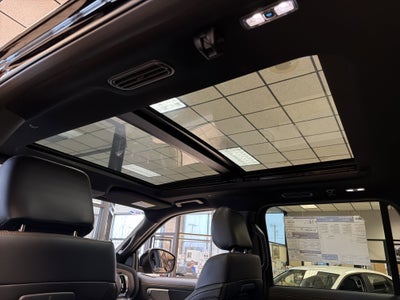 2025 Ford Expedition TREMOR®