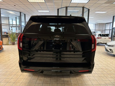 2025 Ford Expedition TREMOR®