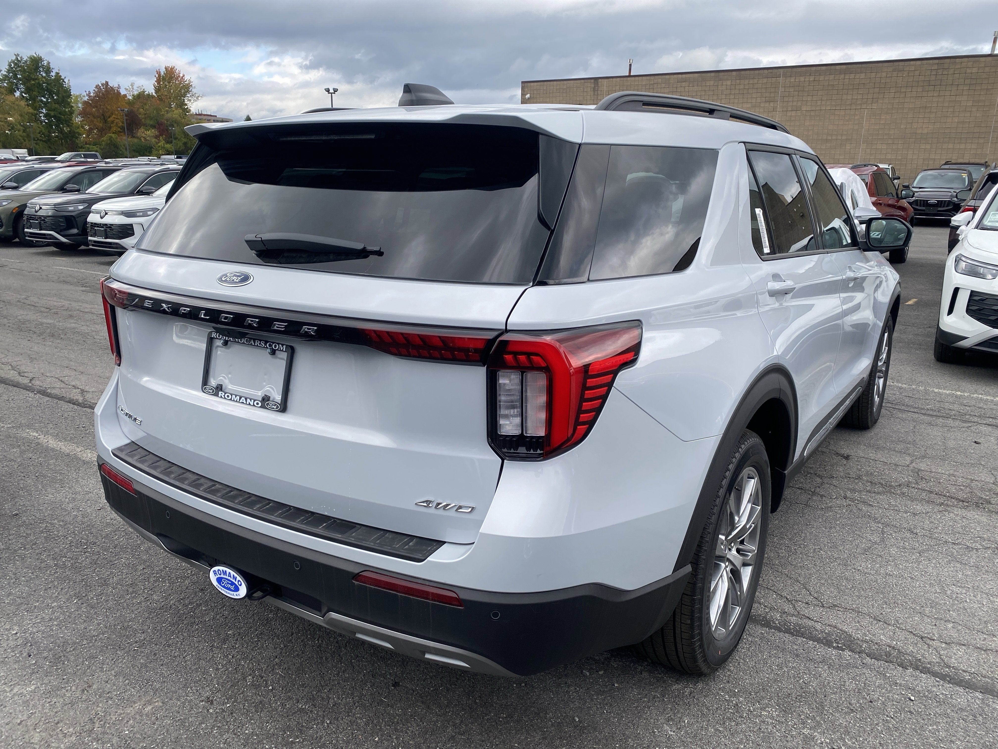 2025 Ford Explorer Active