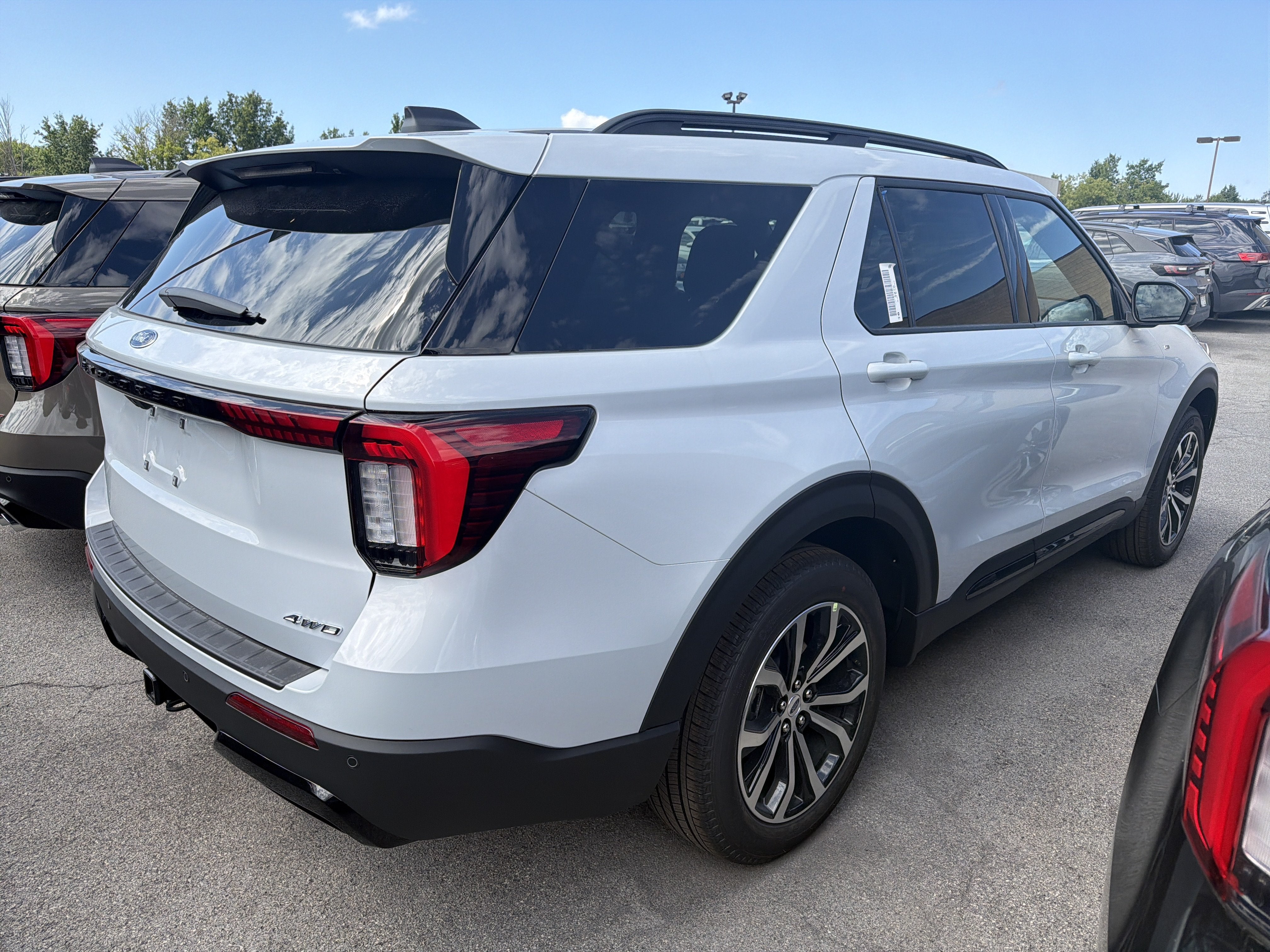 2026 Ford Explorer ST-Line