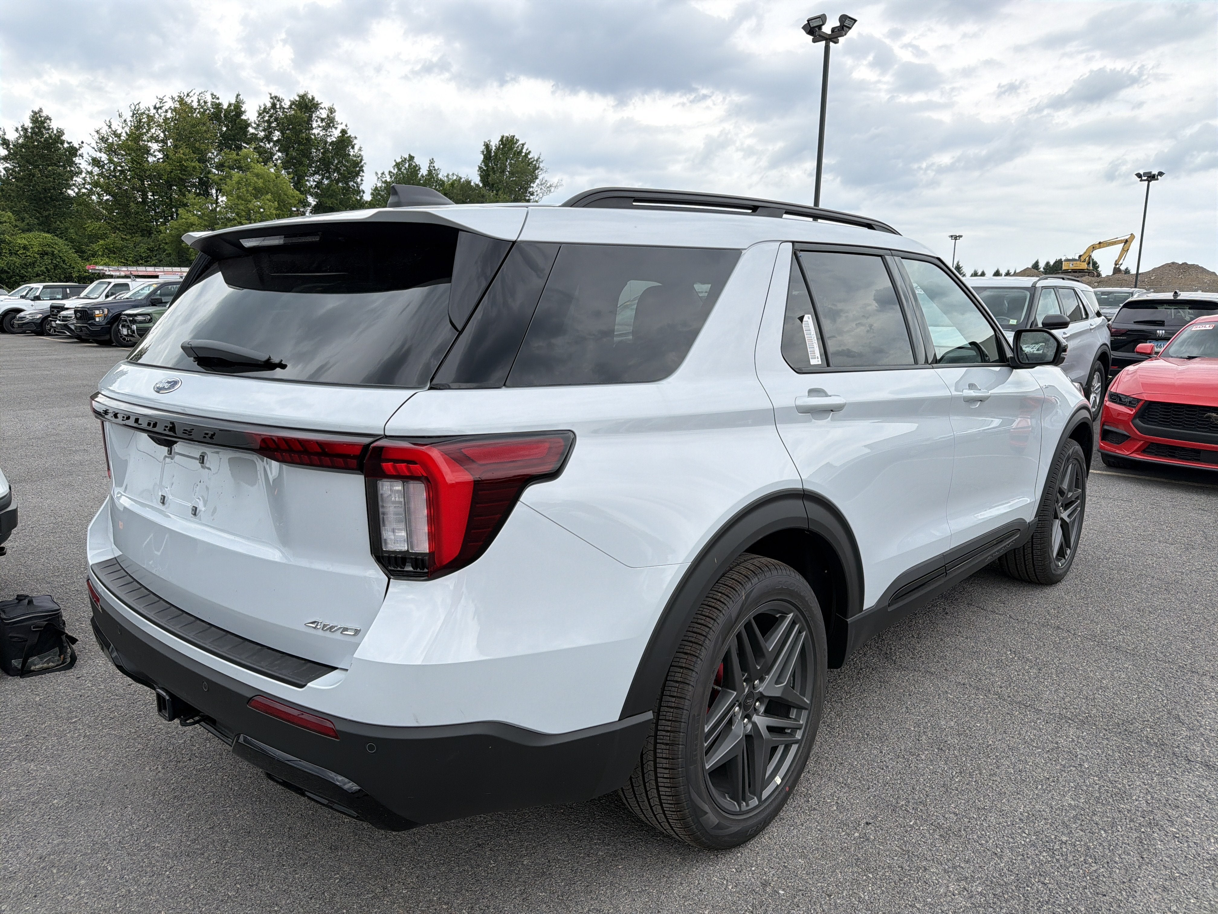 2026 Ford Explorer ST-Line