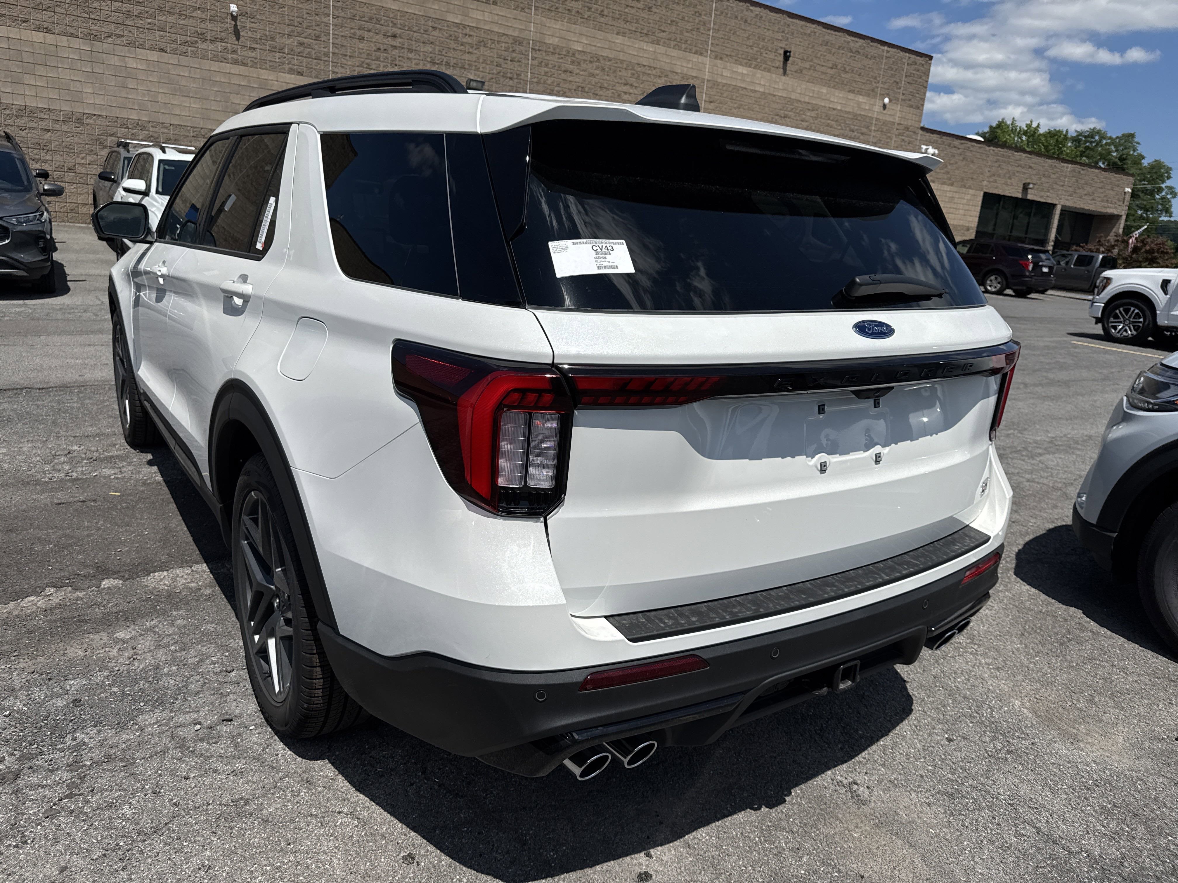 2025 Ford Explorer ST