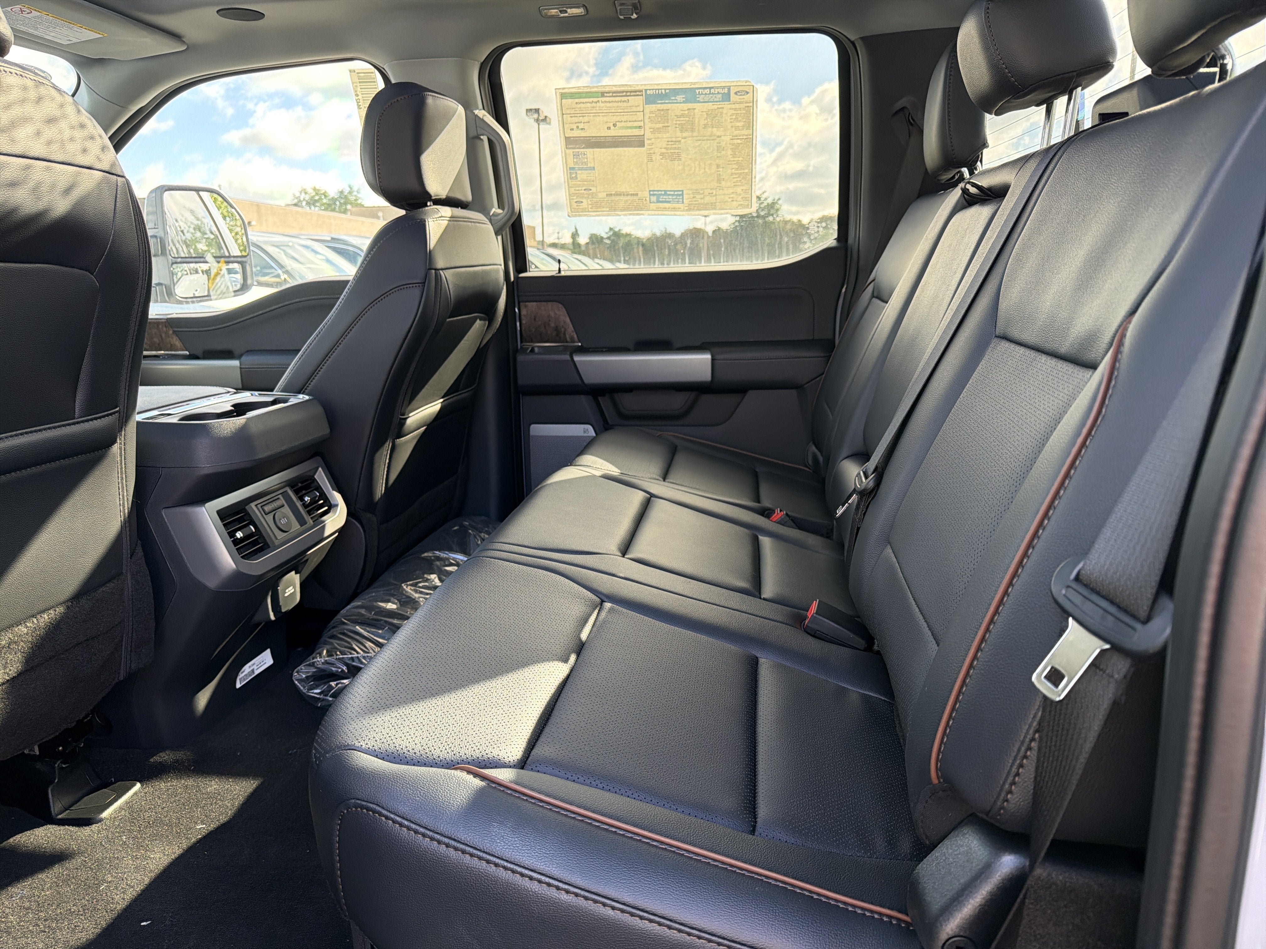 2026 Ford Super Duty F-350® Lariat®