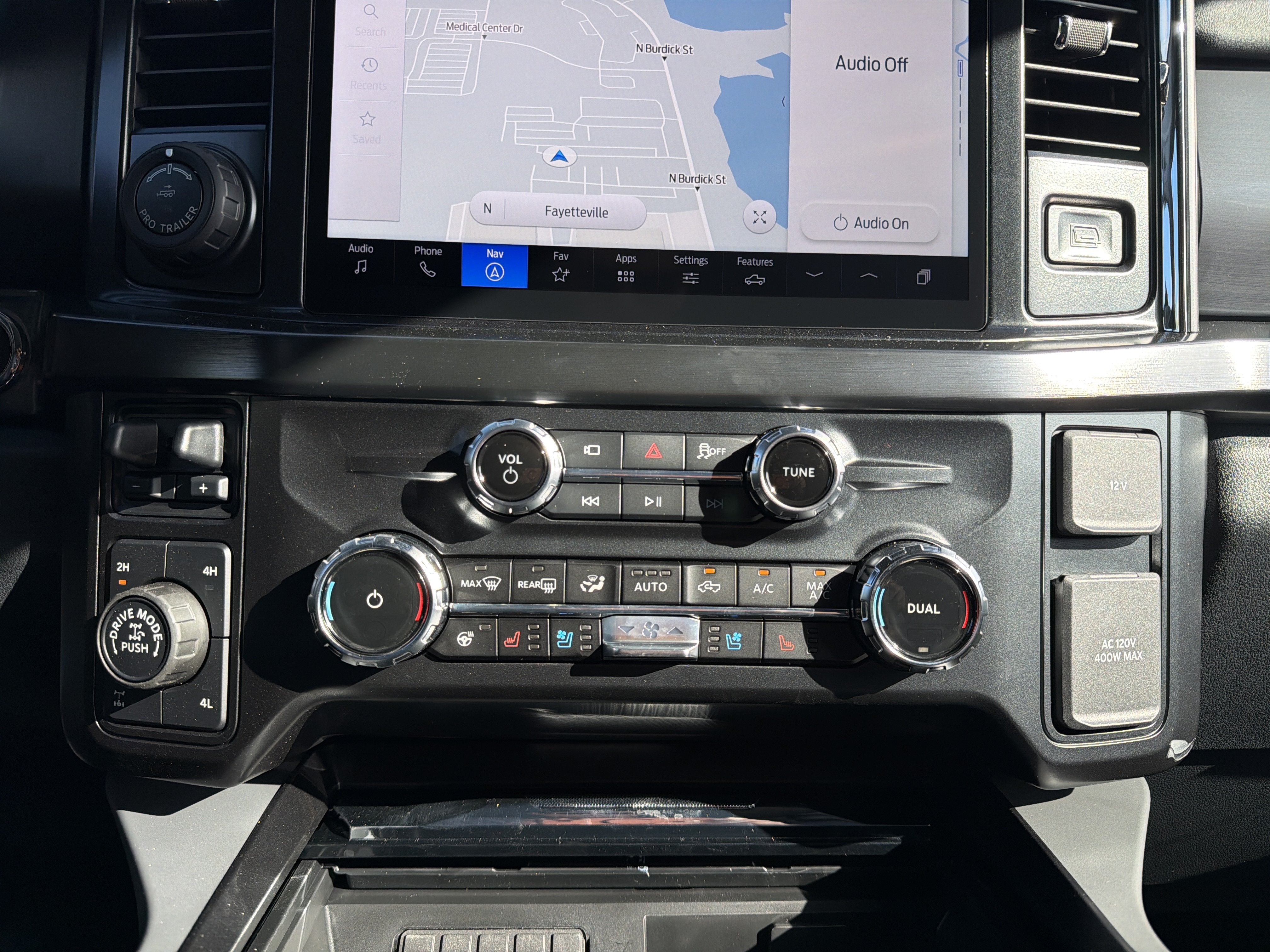 2026 Ford Super Duty F-350® Lariat®