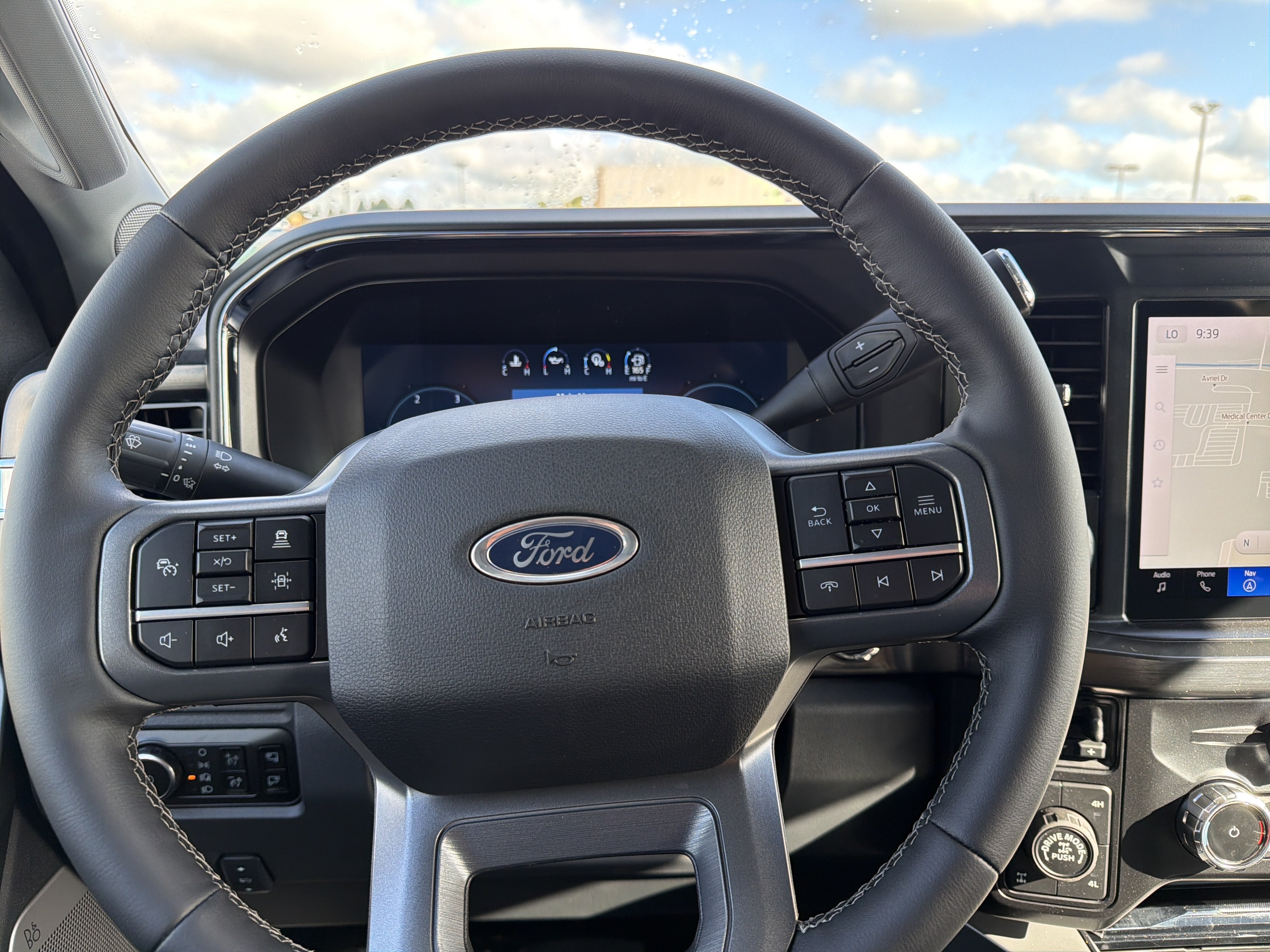 2026 Ford Super Duty F-350® Lariat®