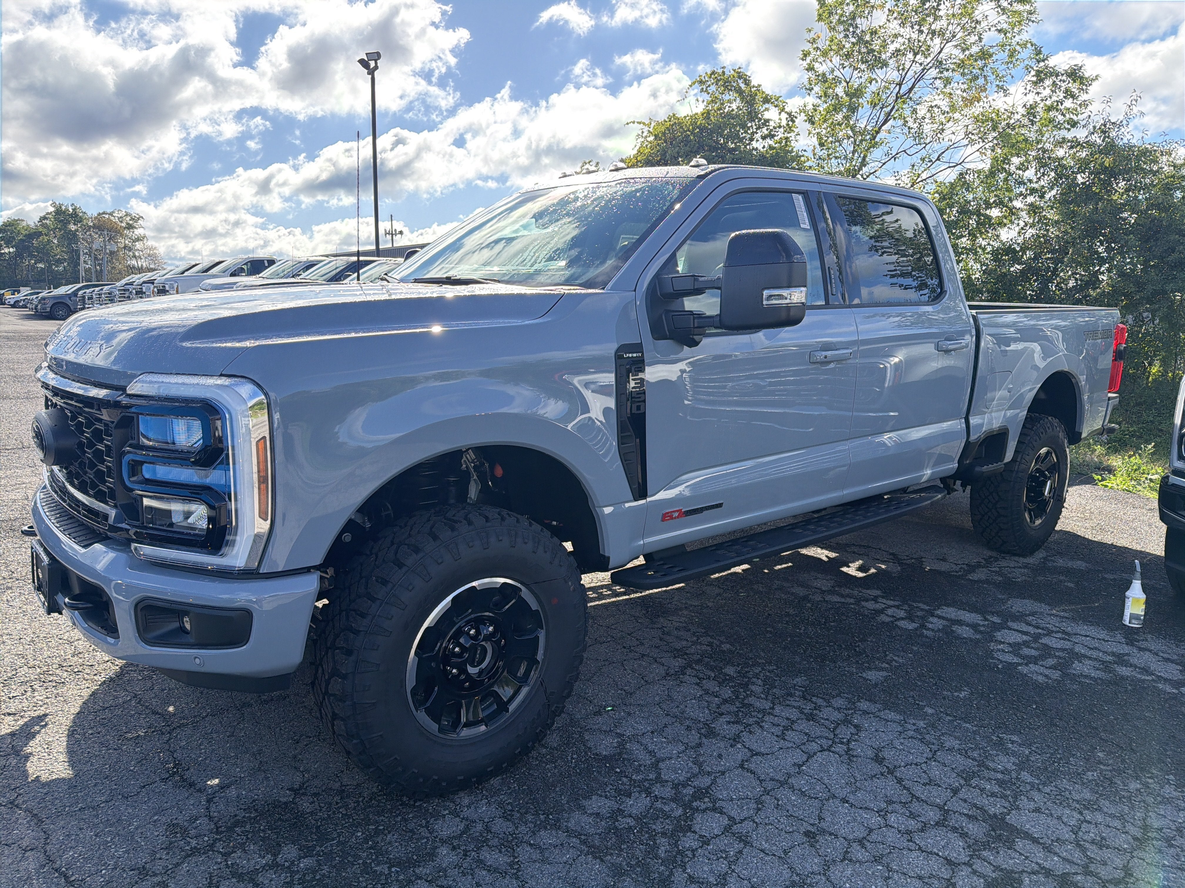 2026 Ford Super Duty F-350® Lariat®