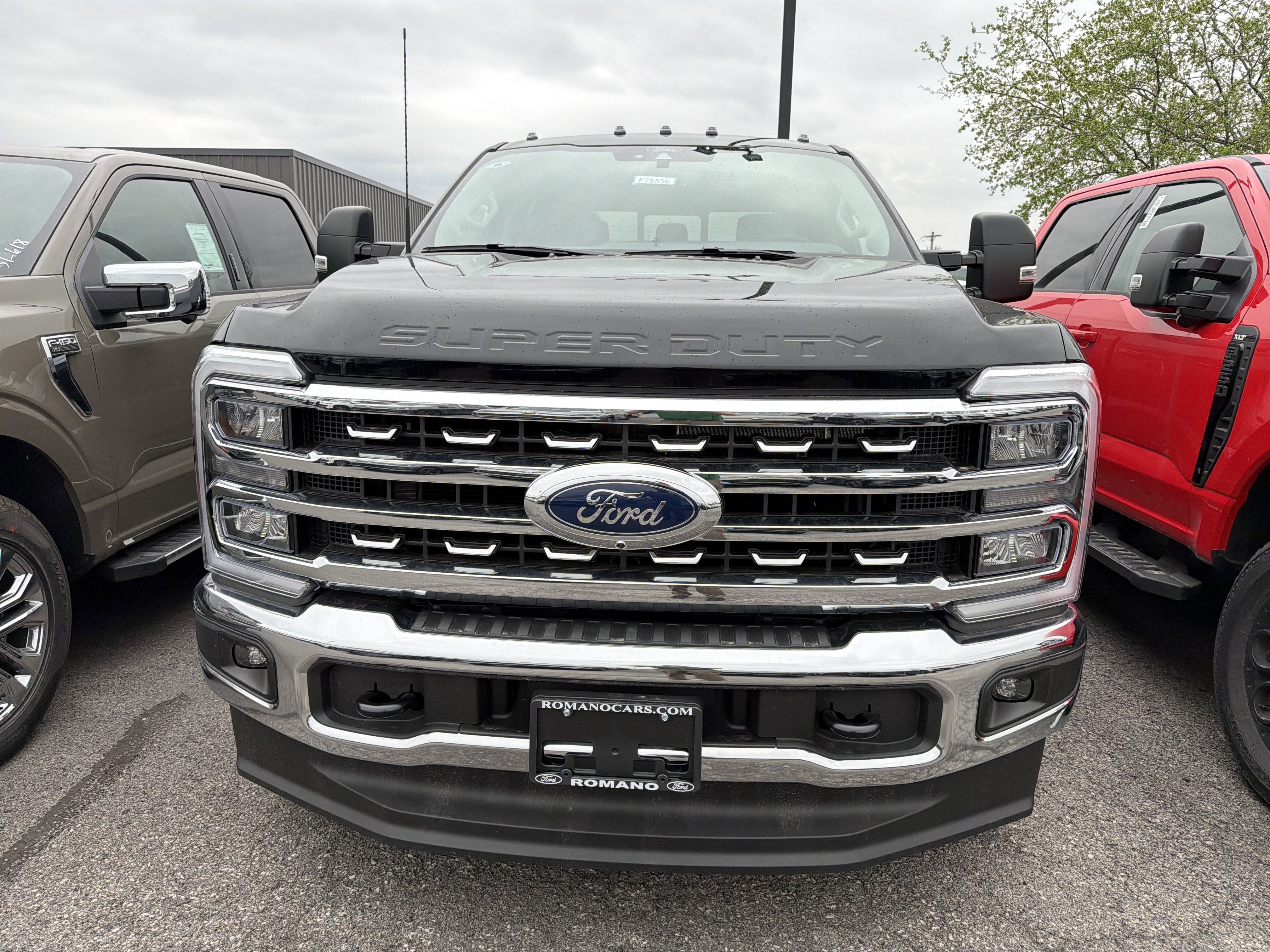 2026 Ford Super Duty F-350® XLT