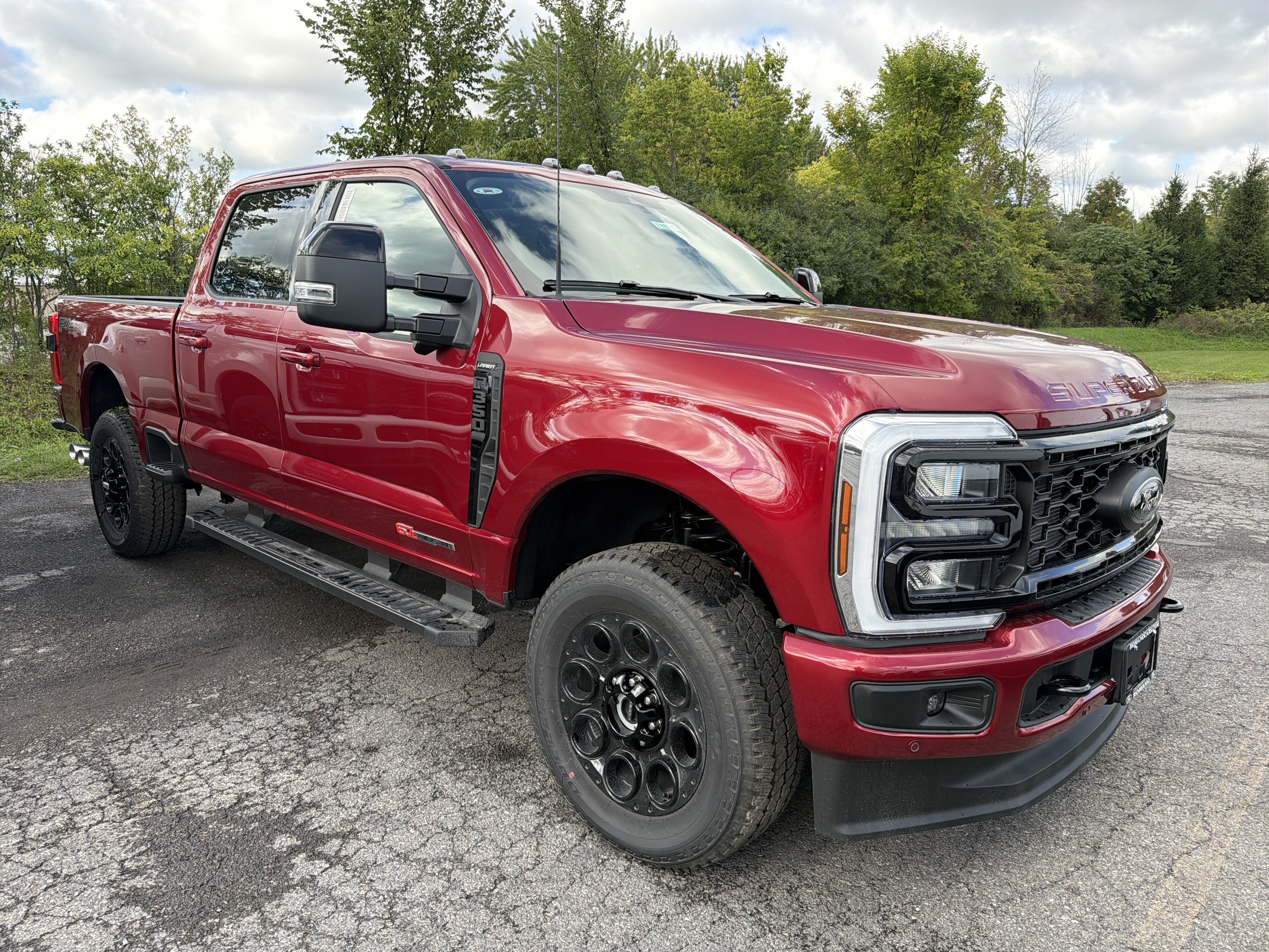 2026 Ford Super Duty F-350® Lariat®