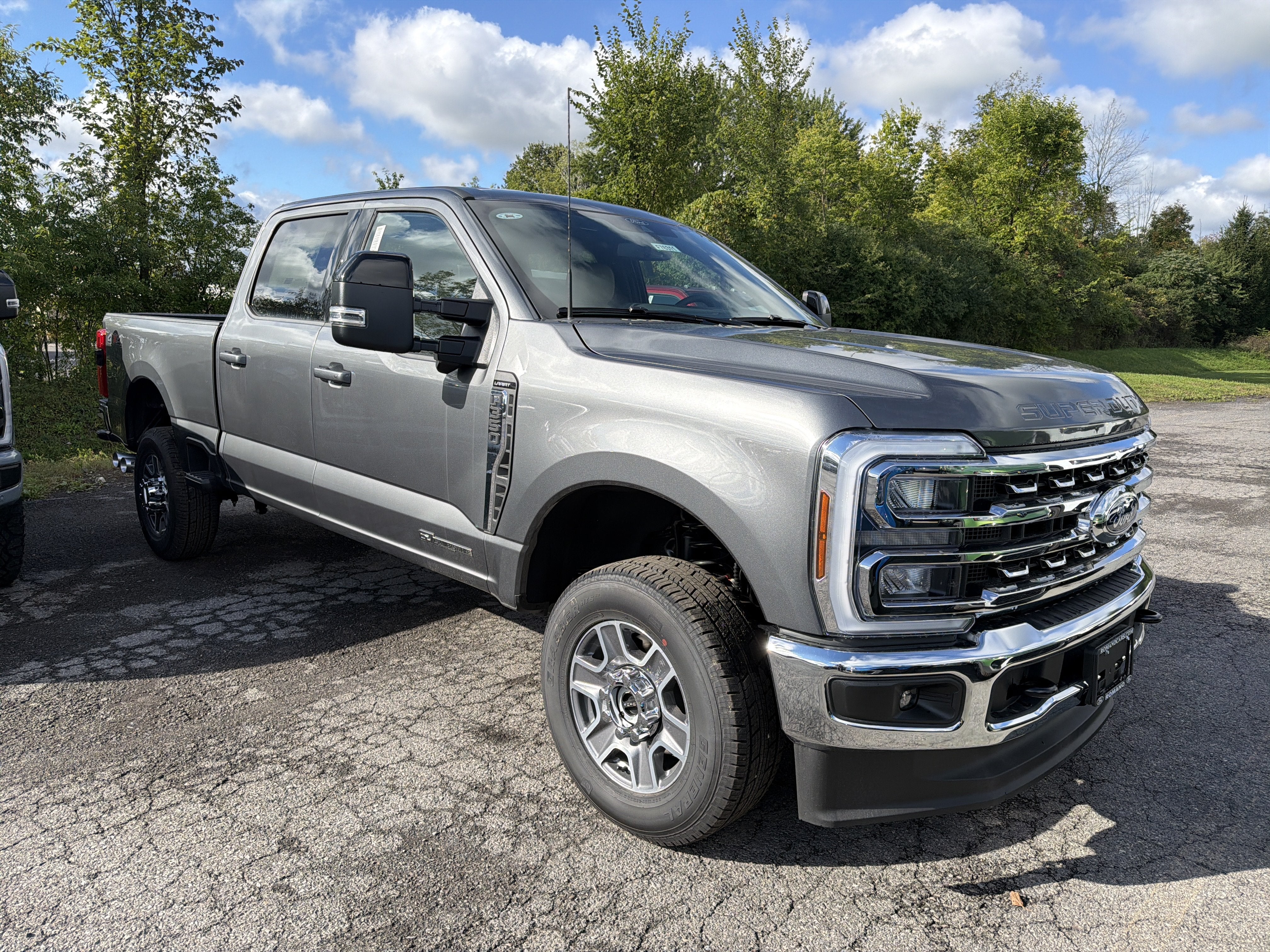 2026 Ford Super Duty F-350® Lariat®