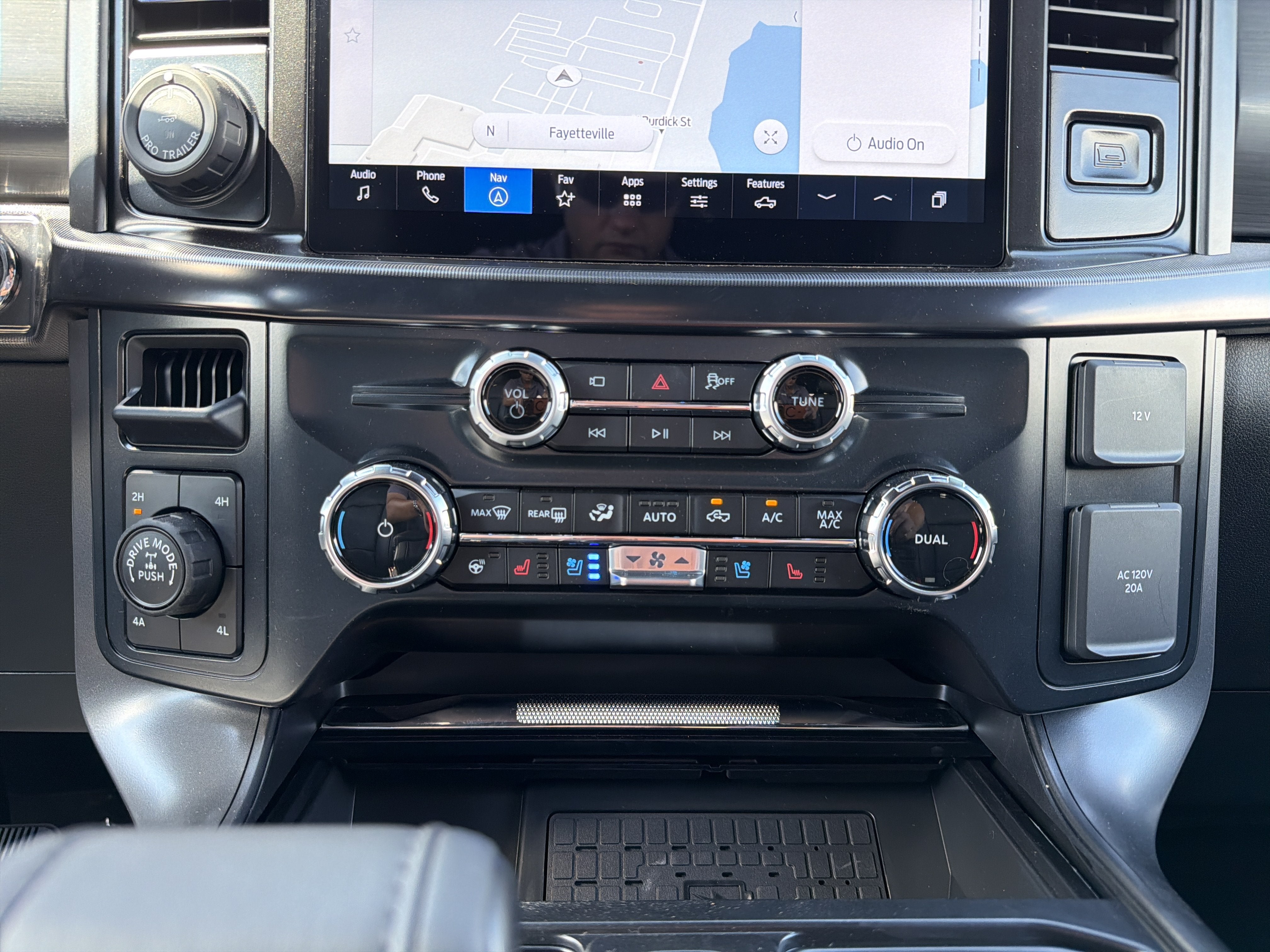 2026 Ford F-150 Lariat®