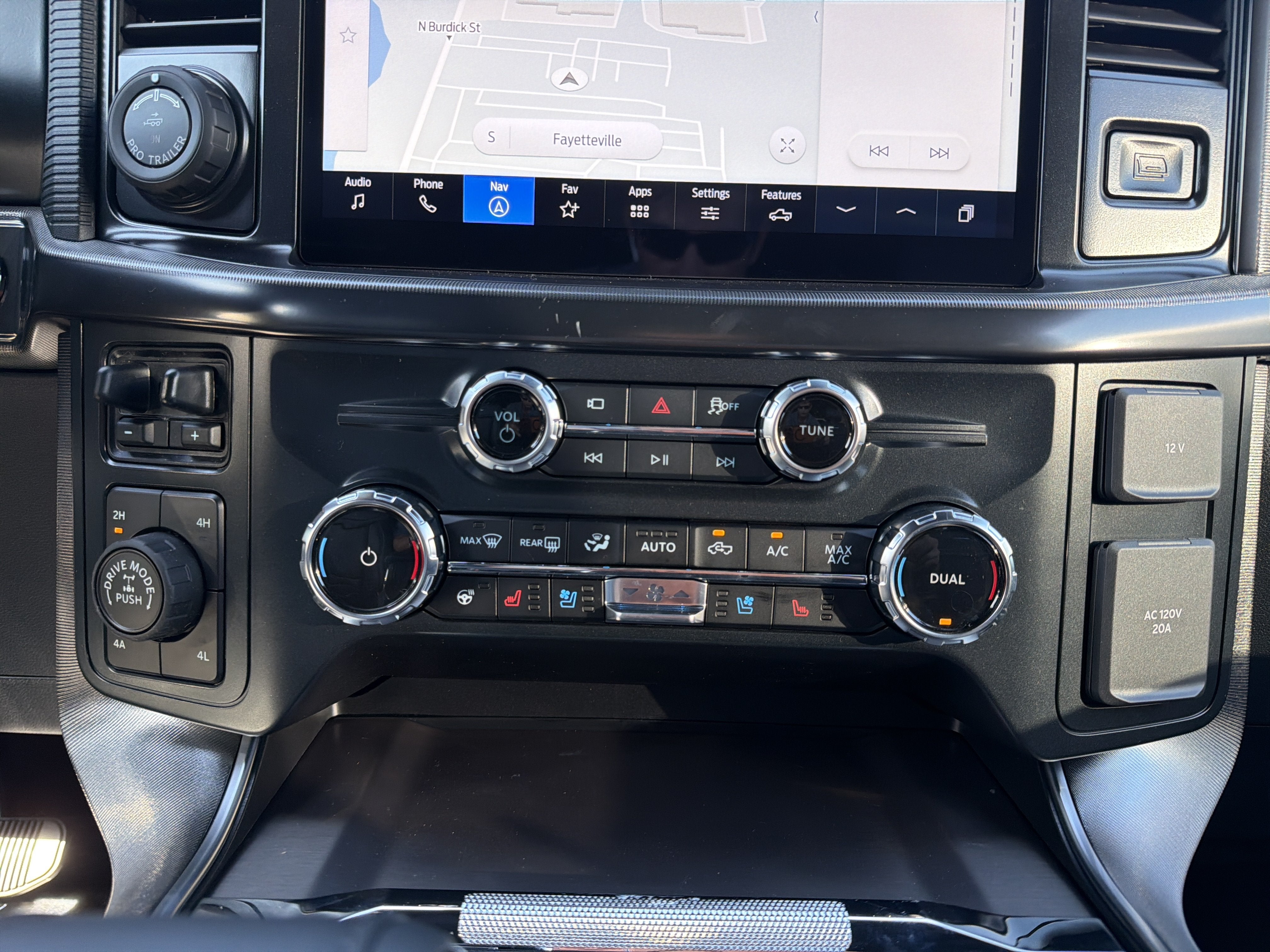 2026 Ford F-150 Platinum®