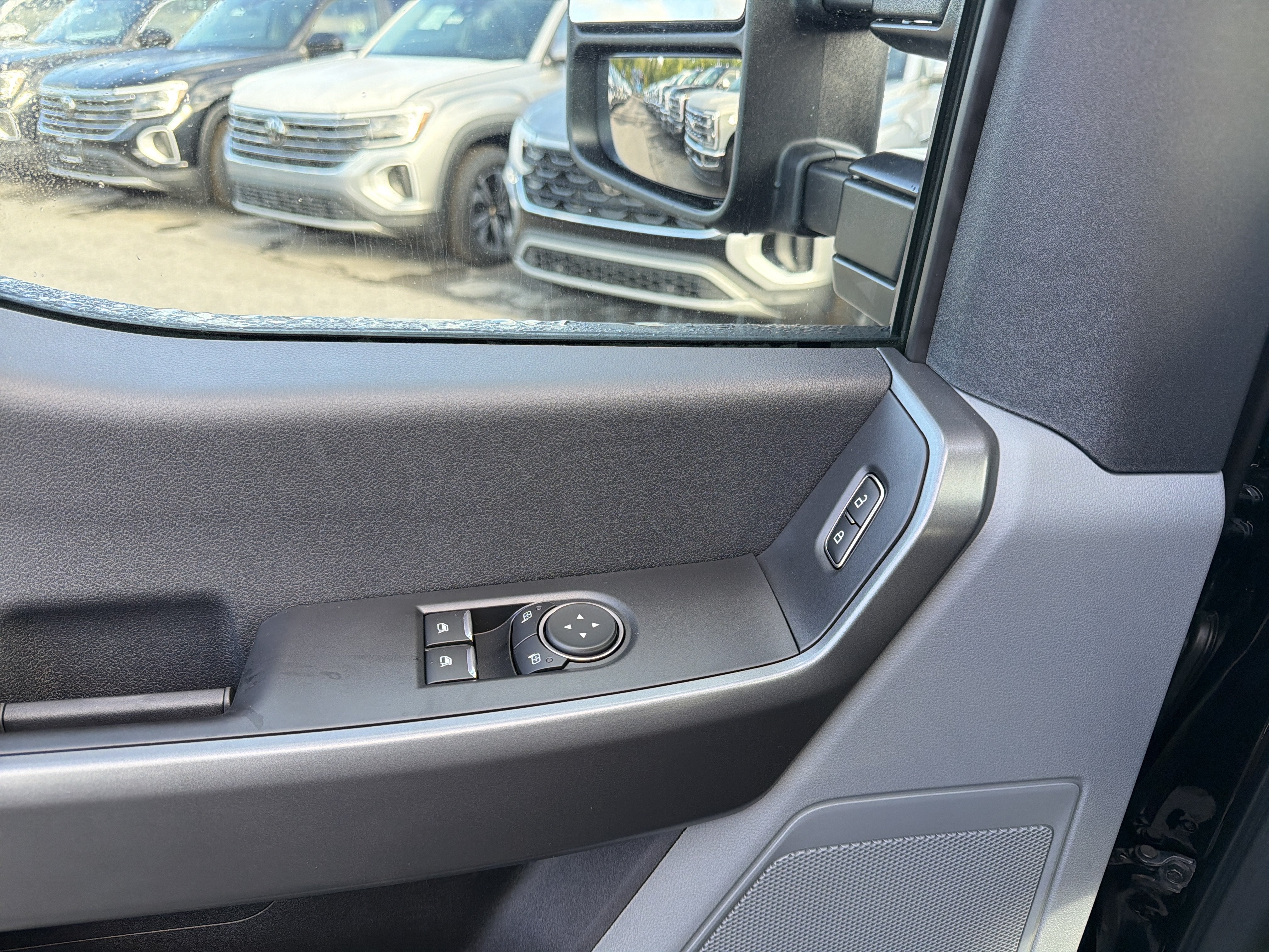 2026 Ford Super Duty F-350® XLT